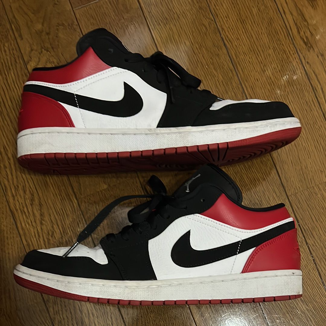 Nike Air Jordan 1 Low "Black Toe"