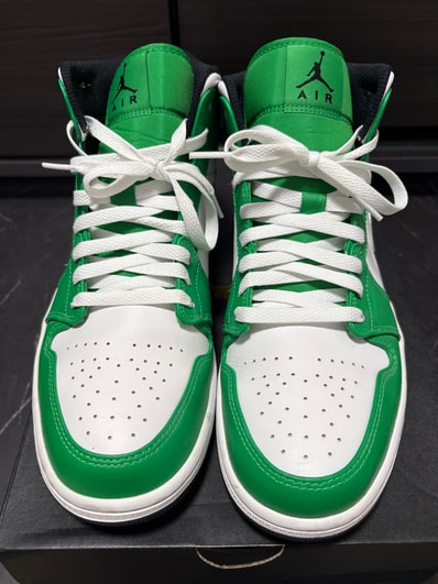 Nike Air Jordan 1 Mid "Lucky Green"