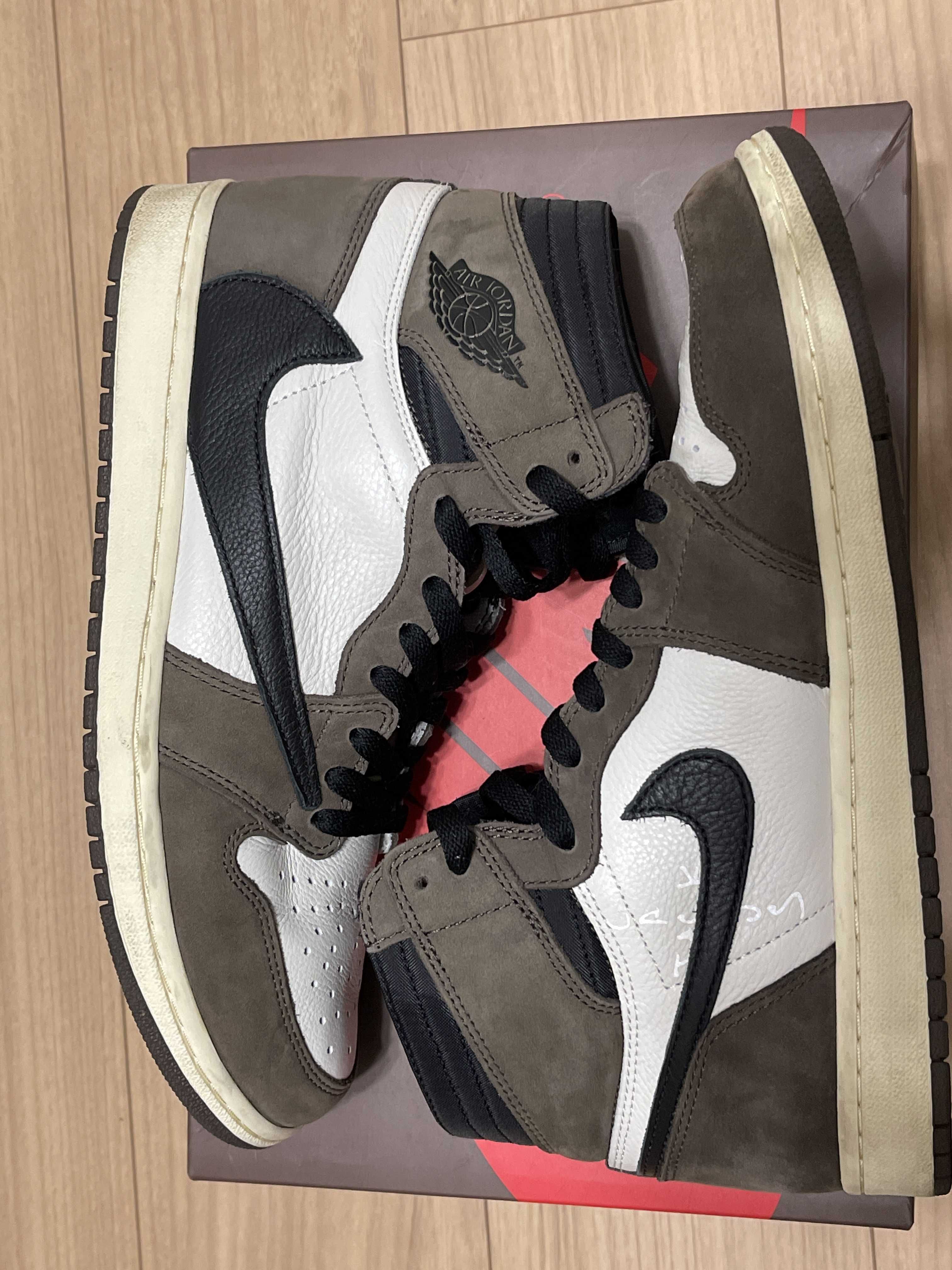 Travis Scott × Nike Air Jordan 1 Retro High OG TS SP "Sail/Dark Mocha"