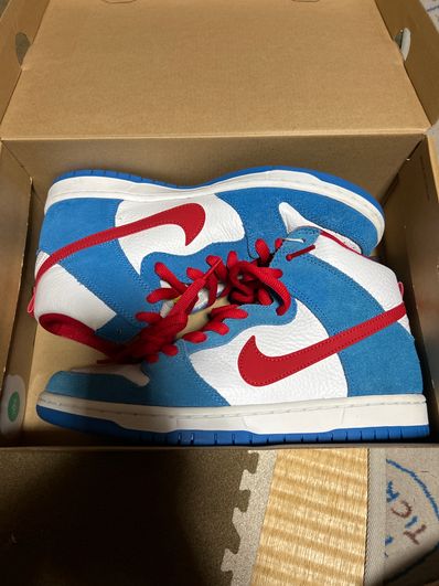 Nike SB Dunk High "Doraemon"