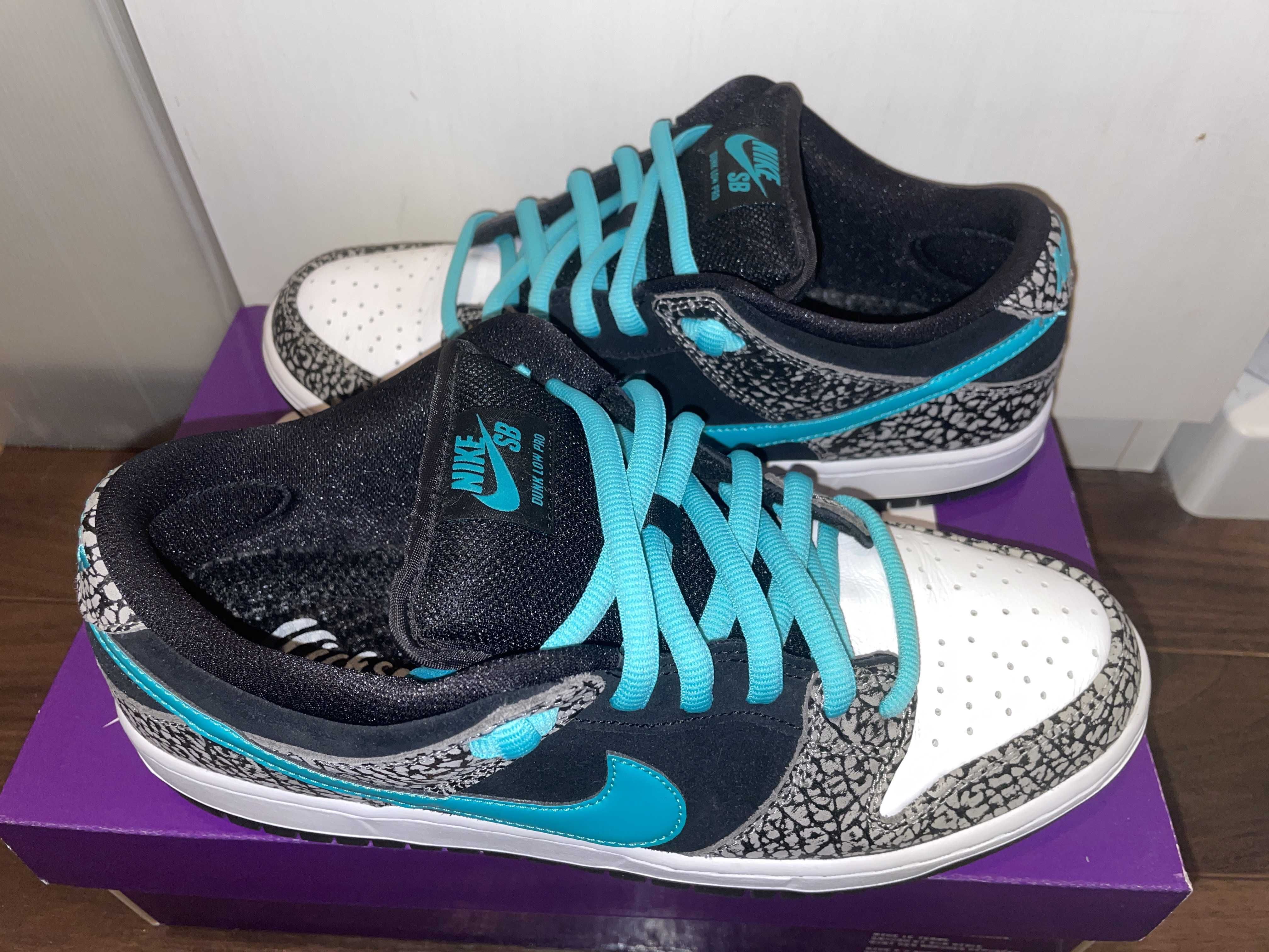 Nike SB Dunk Low "Elephant/Safari"