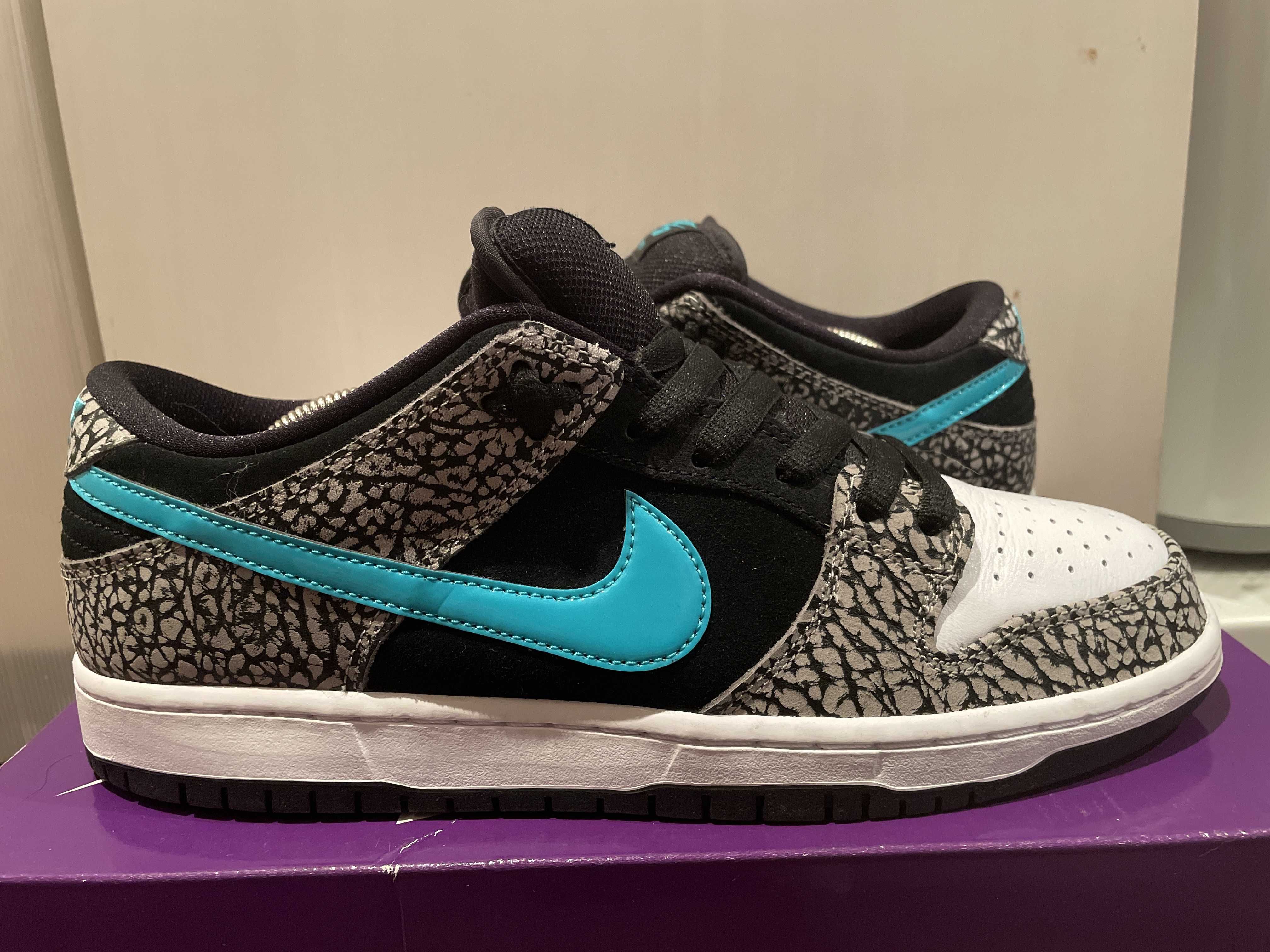 Nike SB Dunk Low "Elephant/Safari"