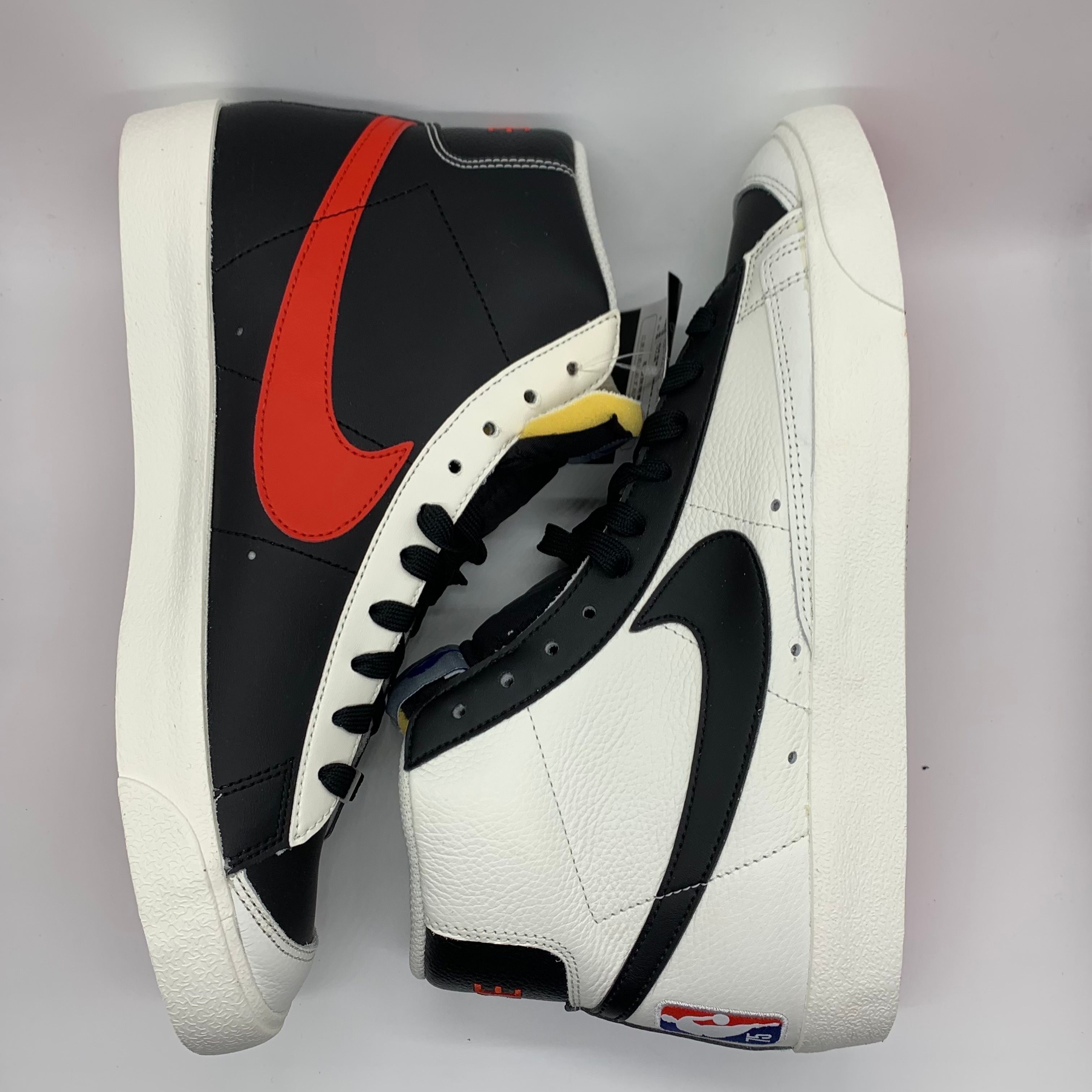 NBA × Nike Blazer Mid ' 77EMB "TrailBlazers"