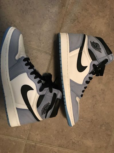 Nike Air Jordan 1 High OG "University Blue"