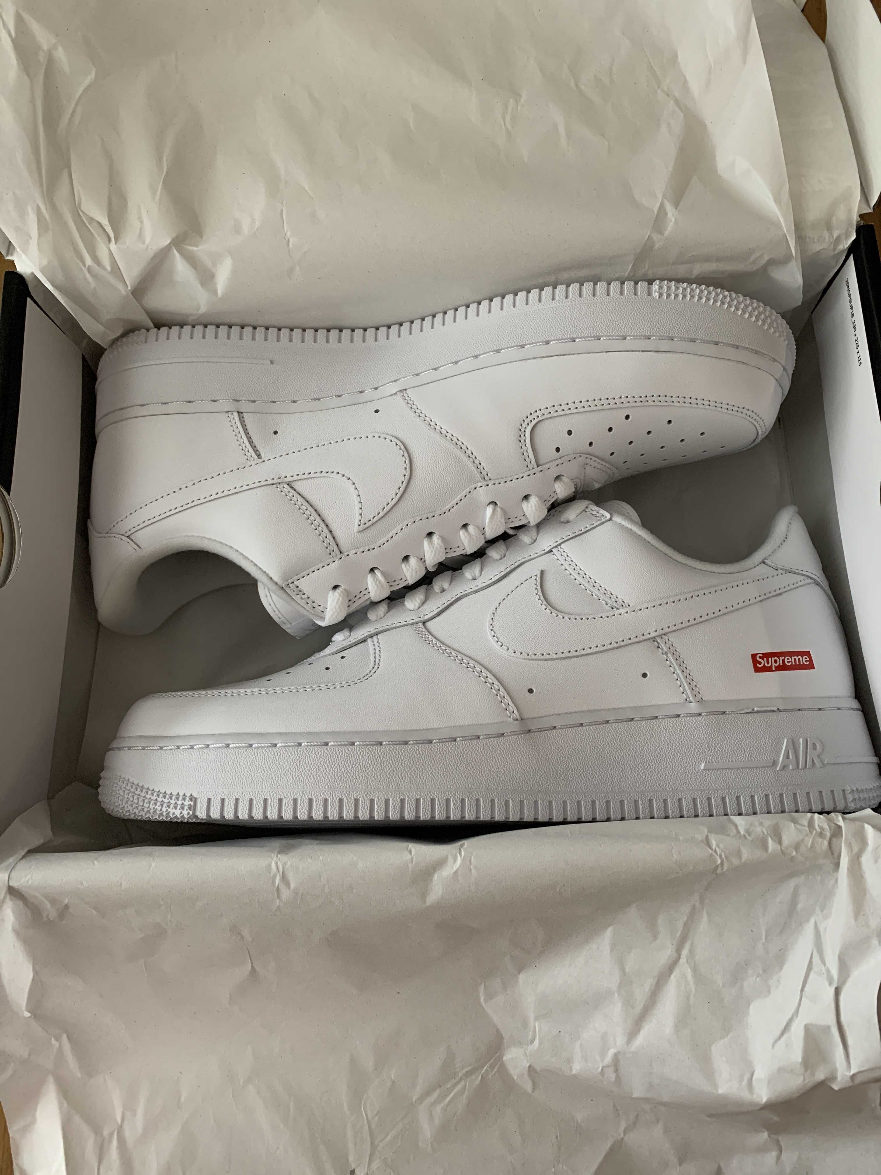 Supreme × Nike Air Force 1 Low "White"