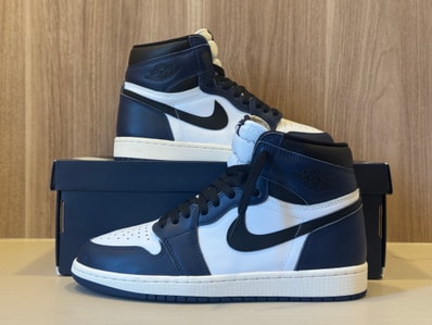 Nike Air Jordan 1 Retro High OG "Midnight Navy"