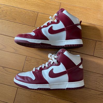 NIKE Women's DUNK HIGH "TEAM RED"