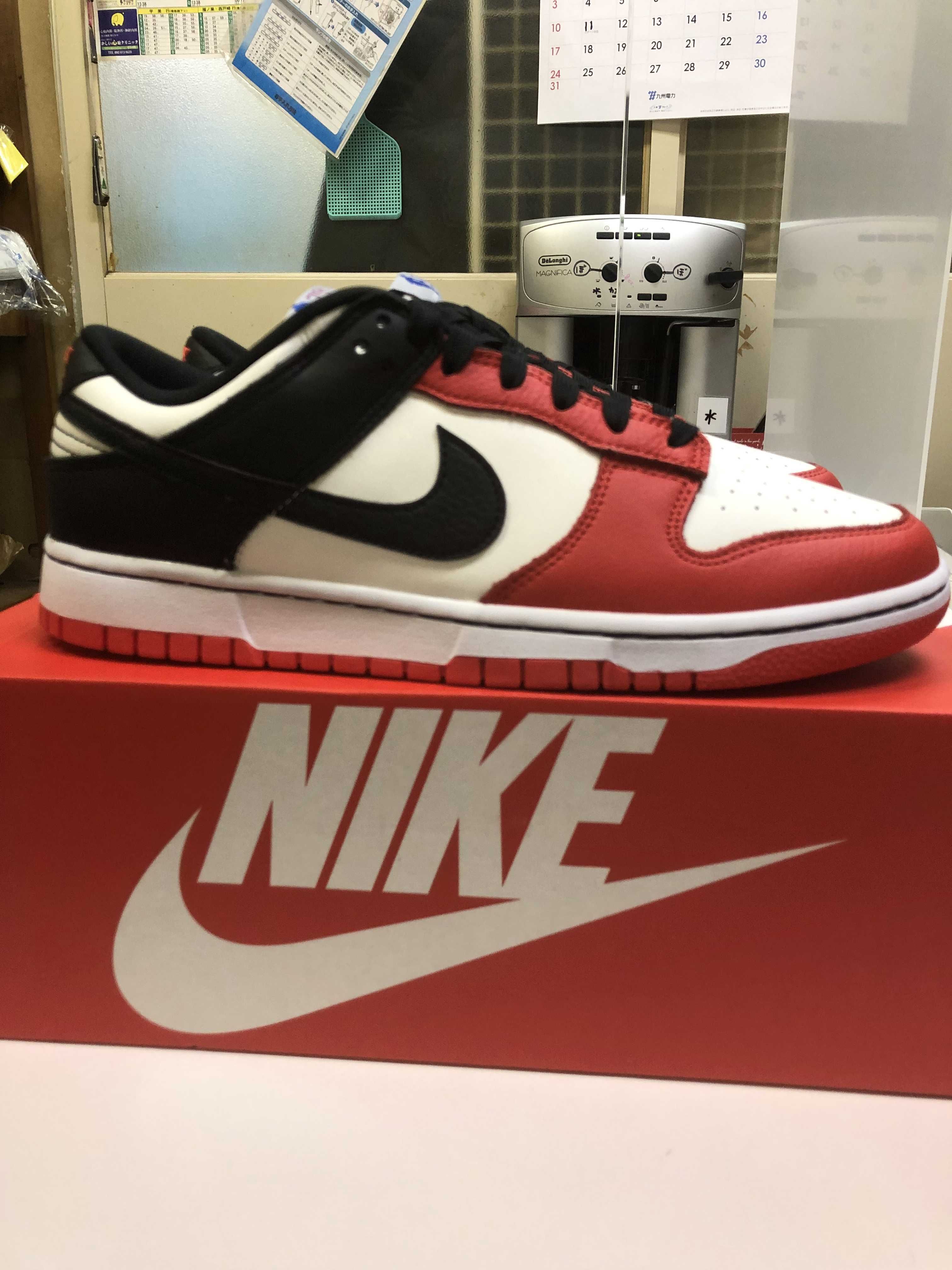 NBA × Nike Dunk Low EMB 75th Anniversary "Chicago Bulls"