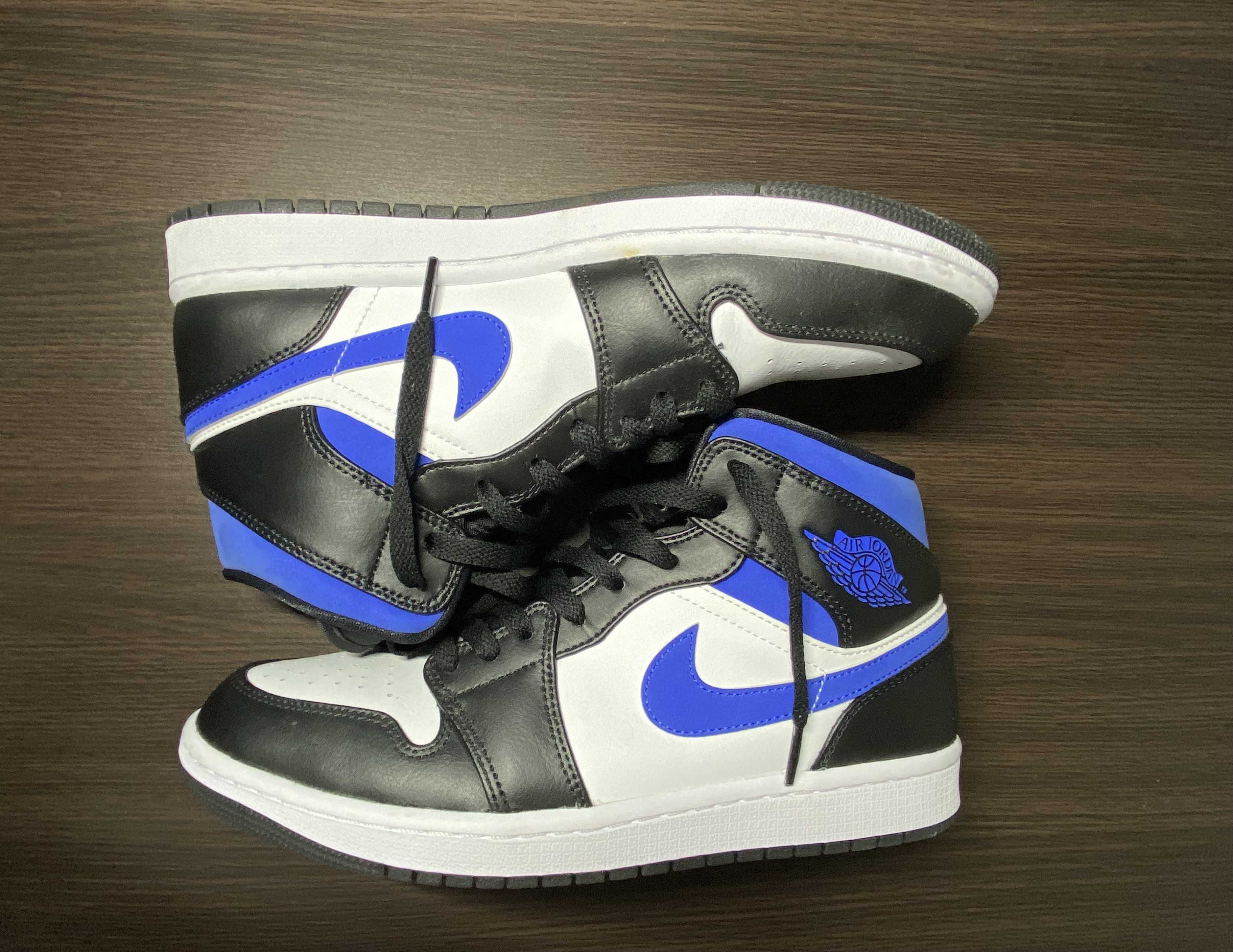 Nike Air Jordan 1 Mid "Royal"   
