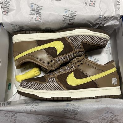 UNDEFEATED × Nike Dunk Low SP "Canteen/Lemon Frost/Palomino"