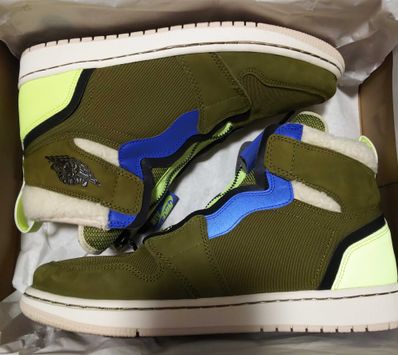 NIKE WMNS AIR JORDAN 1 HIGH ZIP UTILITY PACK