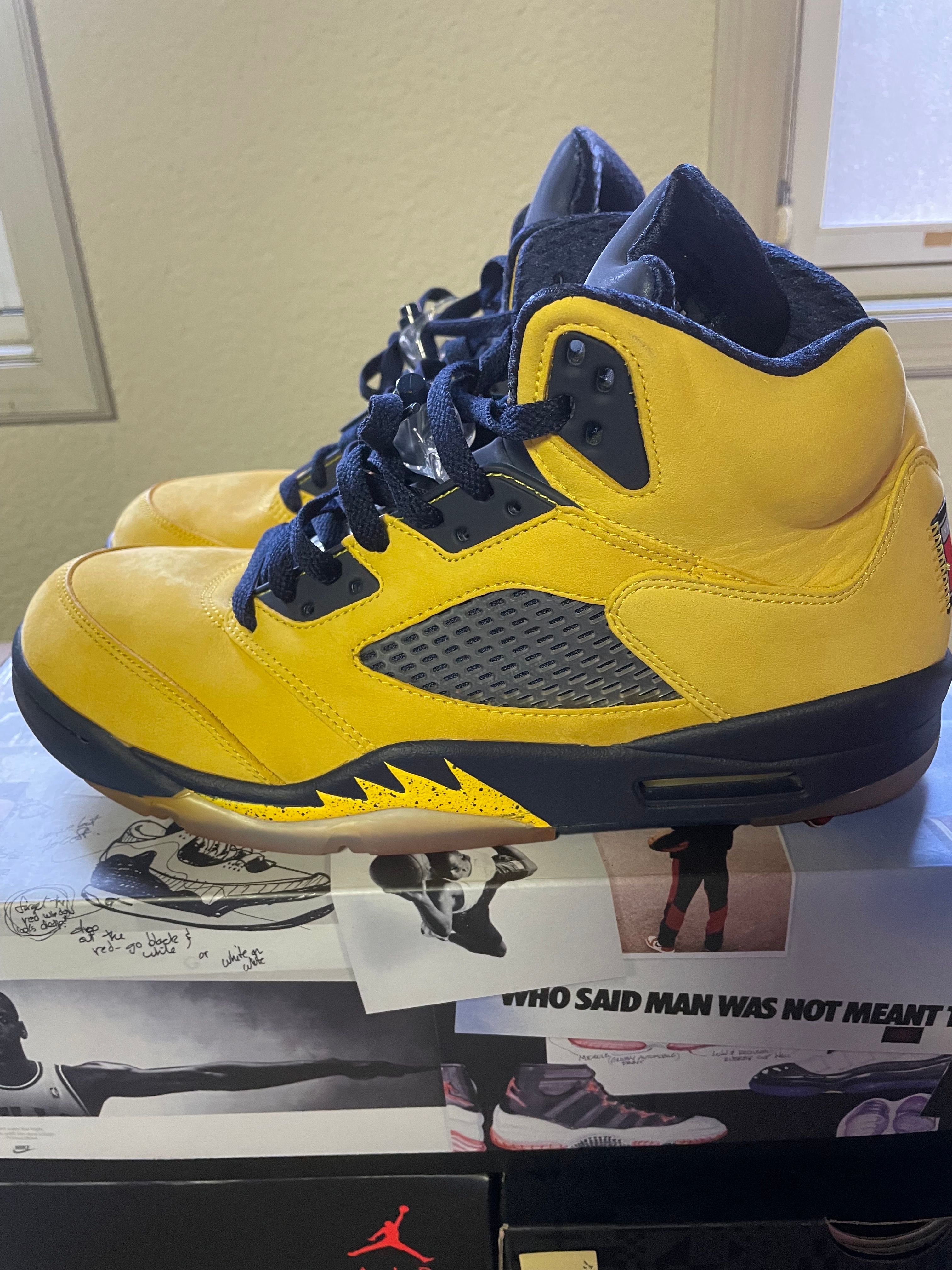 NIKE AIR JORDAN 5 "MICHIGAN"
