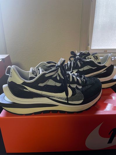 sacai × Nike Vapor Waffle "Black and White"