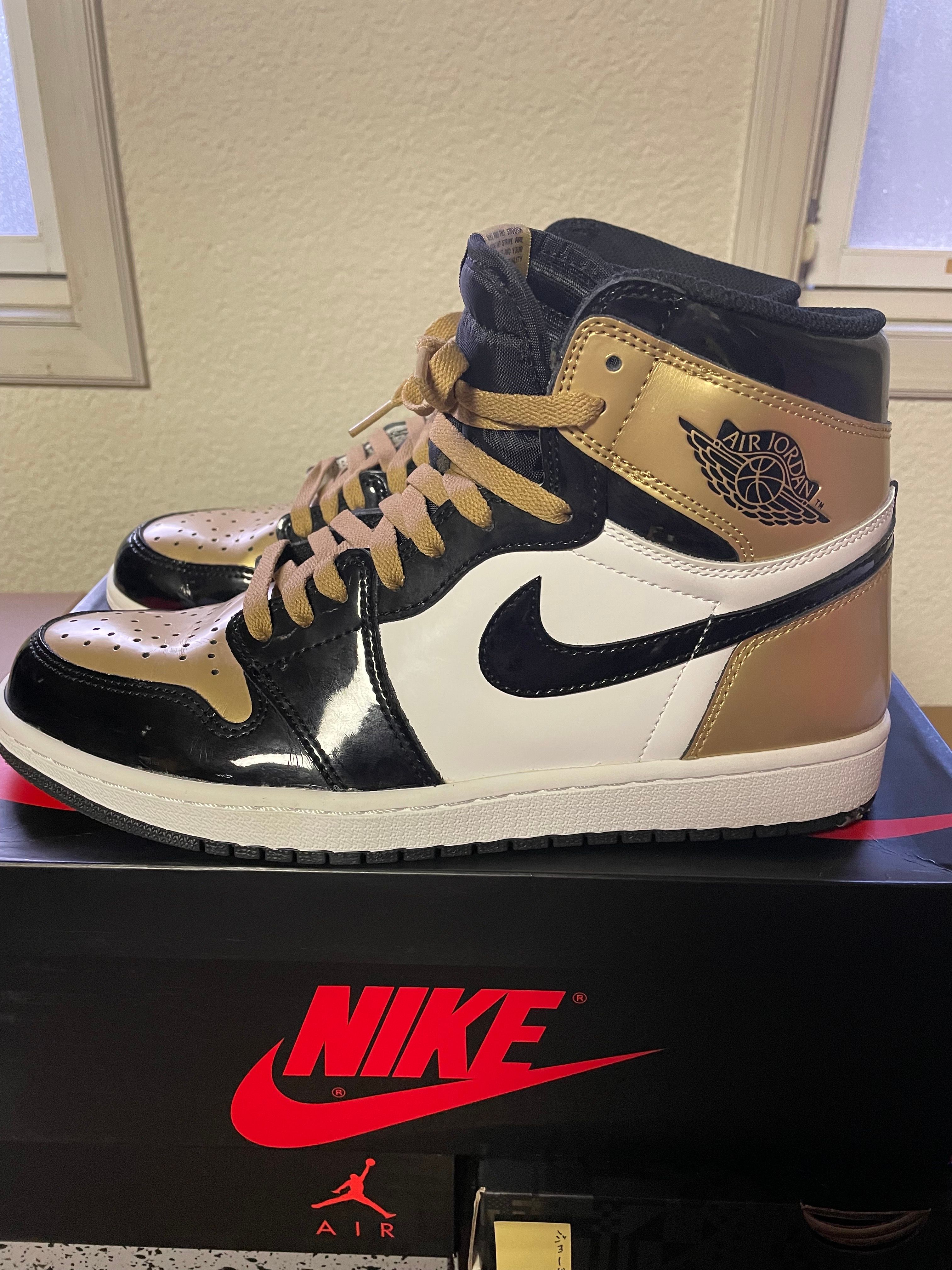Nike Air Jordan 1 Retro High OG NRG "Gold Toe"
