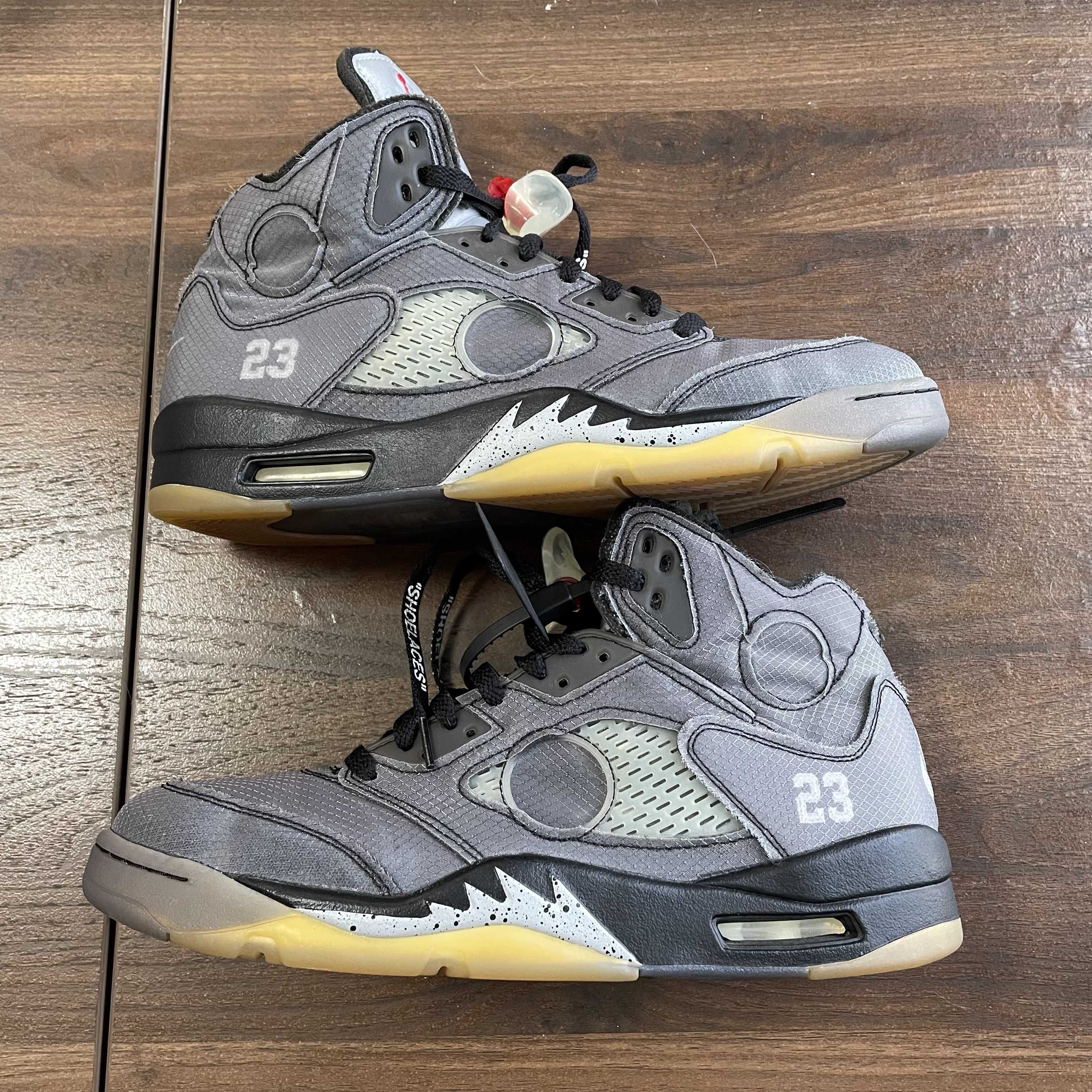 Off-White × Nike Air Jordan 5 "Black/Muslin/Fire Red"
