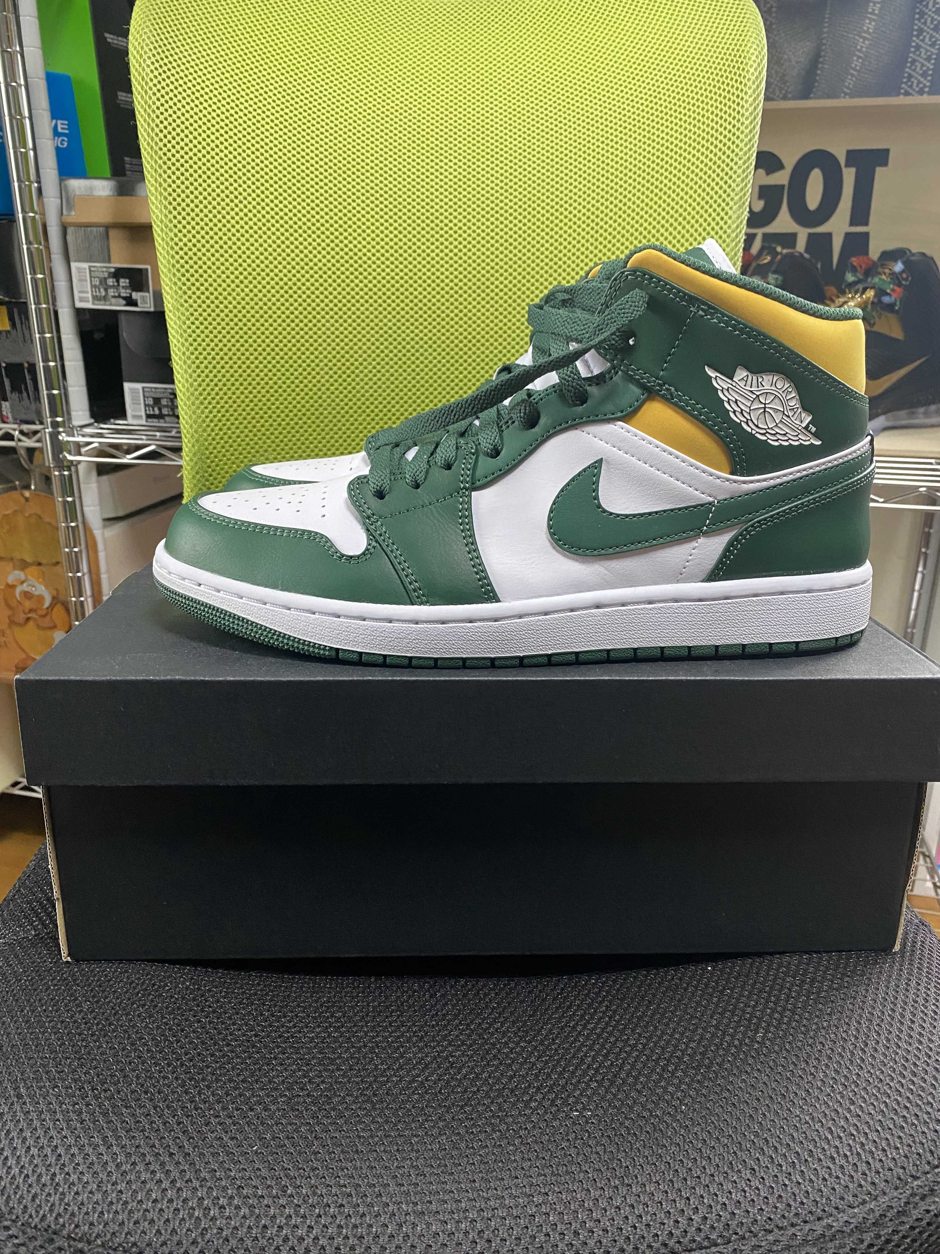Nike Air Jordan 1 Mid "Seattle Supersonics" 