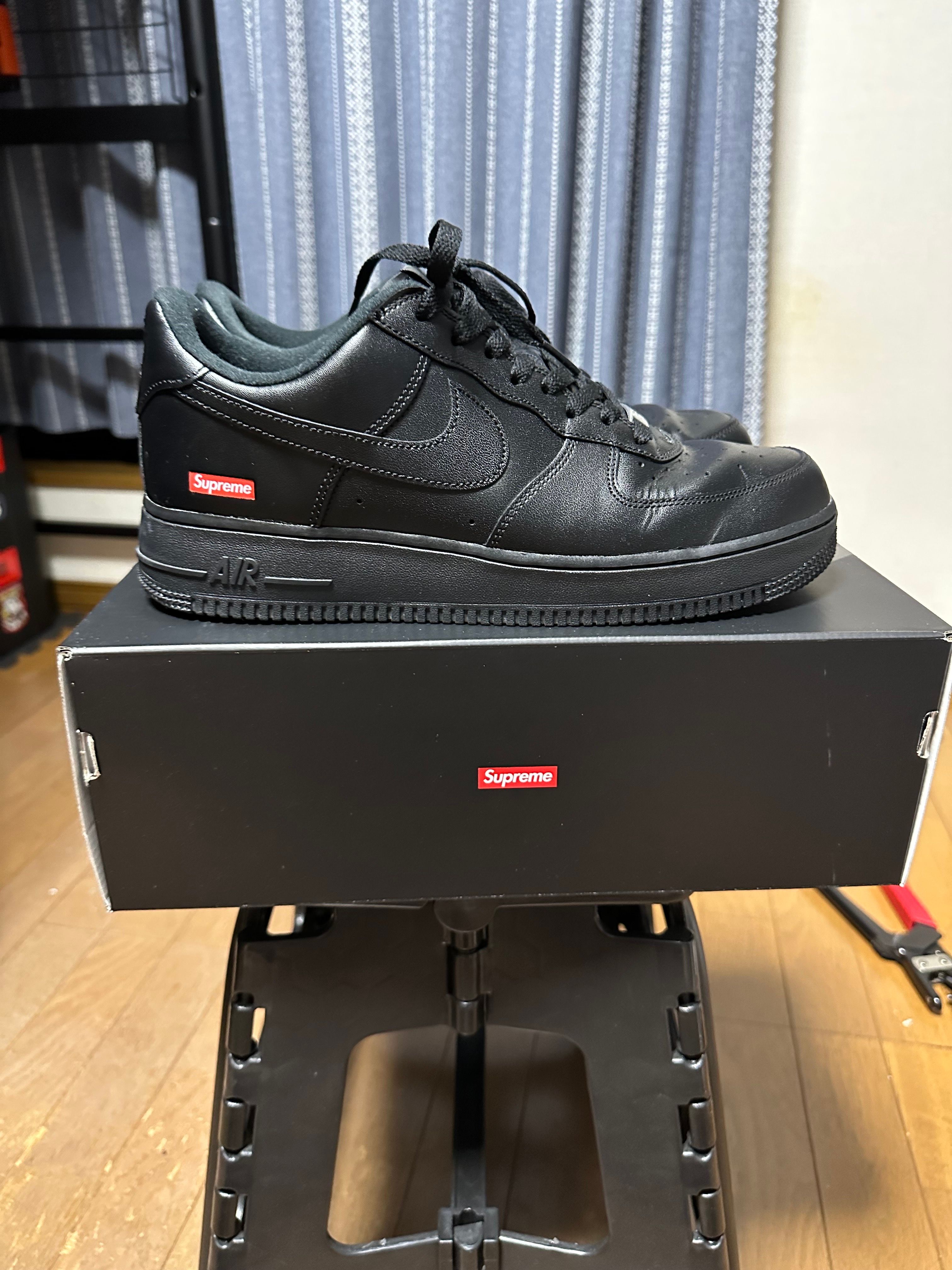 Supreme × Nike Air Force 1 Low "Black"