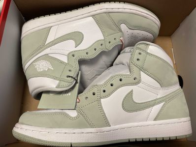 Nike Women's Air Jordan 1 High OG "Seafoam"