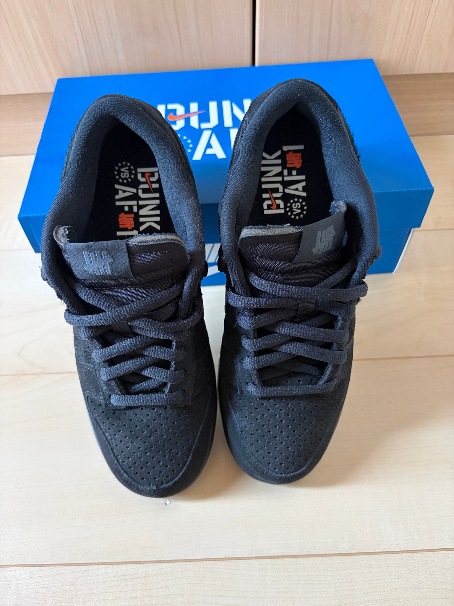 UNDEFEATED × Nike Dunk Low SP "5 ON IT"