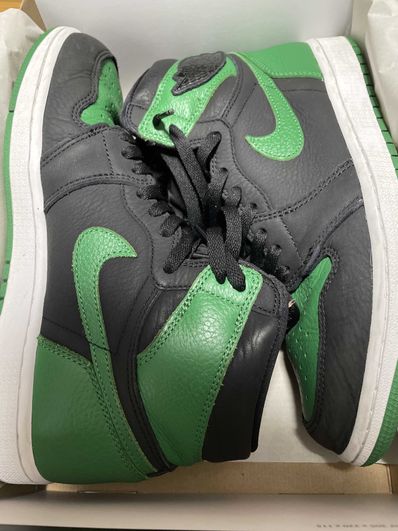 Nike Air Jordan 1 Retro High OG "Black/Pine Green" (2020)