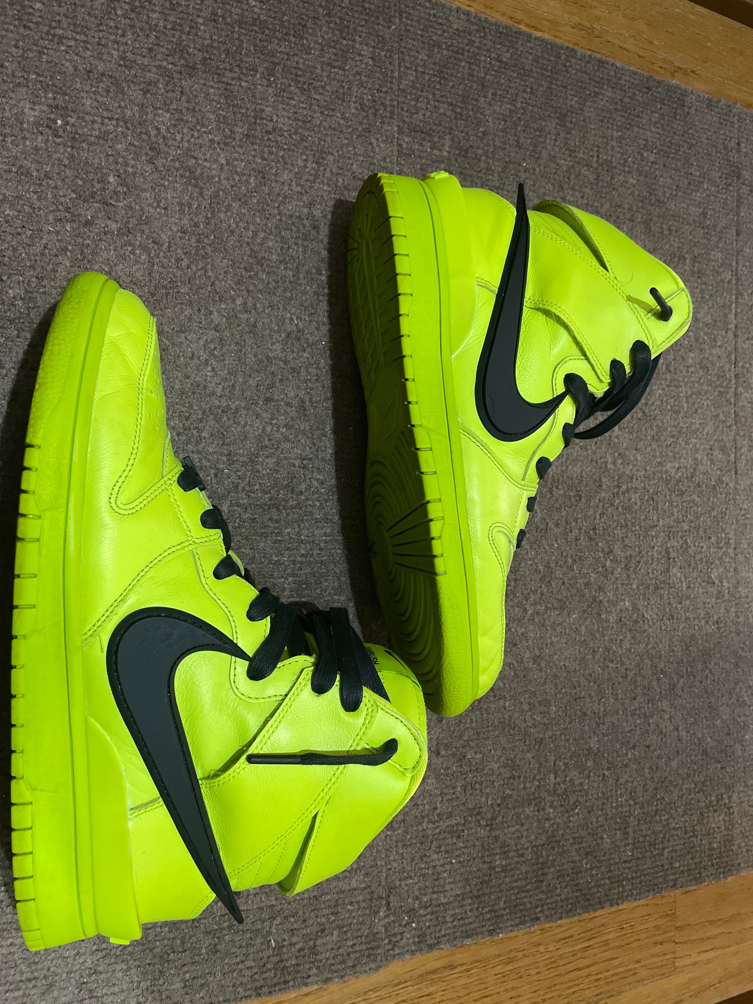 AMBUSH × NIKE DUNK HIGH "FLASH LIME"