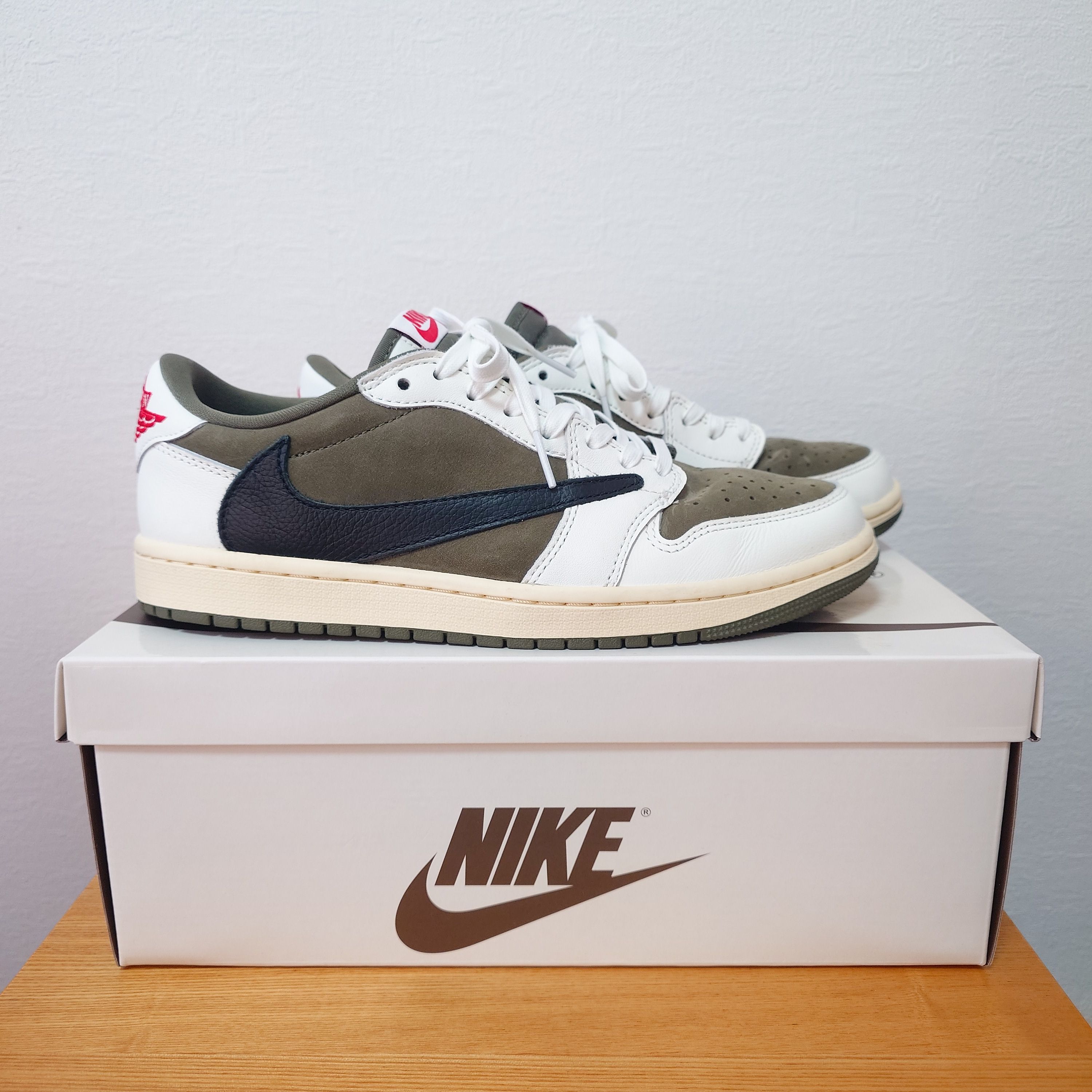 Travis Scott × Nike Air Jordan 1 Low OG SP "Reverse Olive"