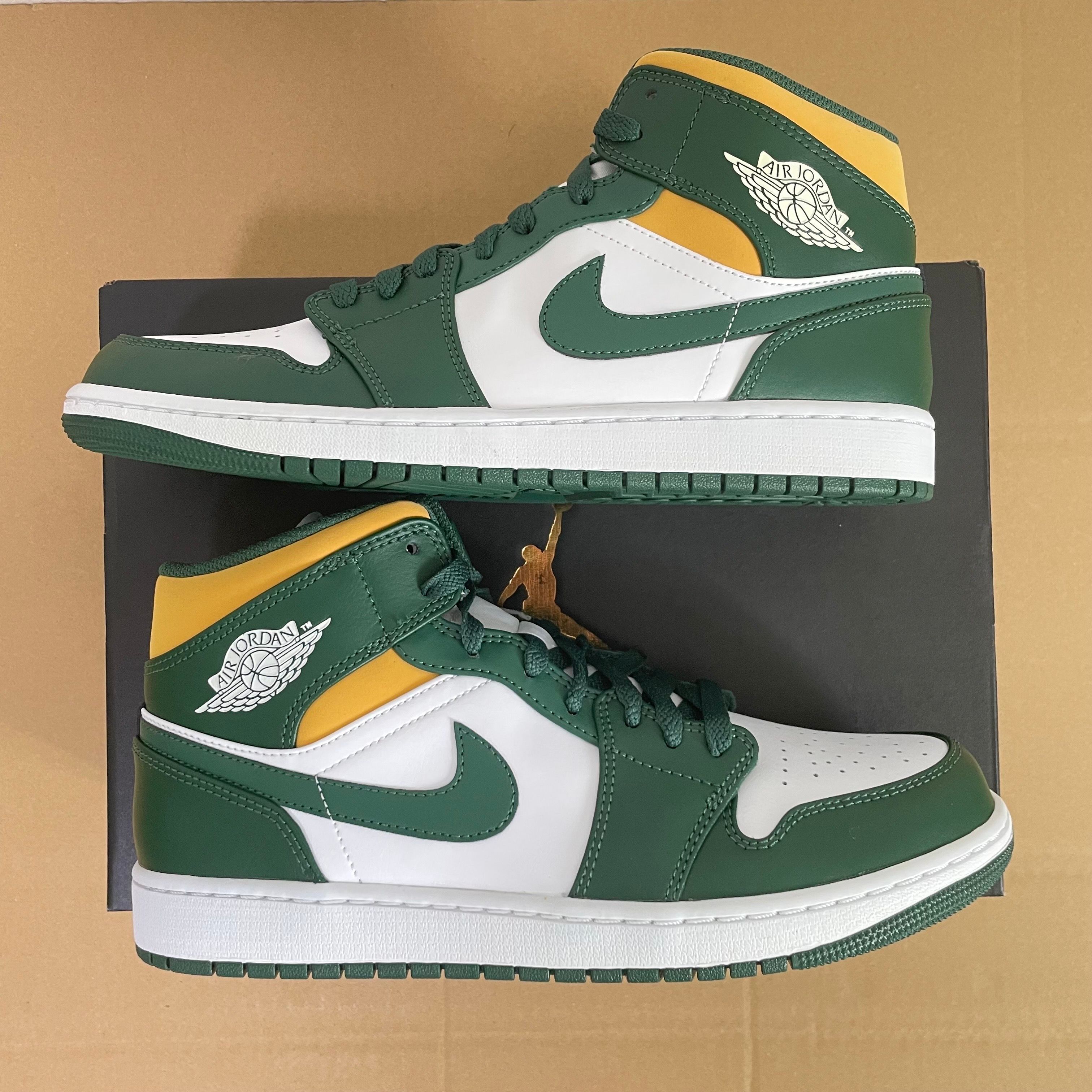 Nike Air Jordan 1 Mid "Seattle Supersonics" 