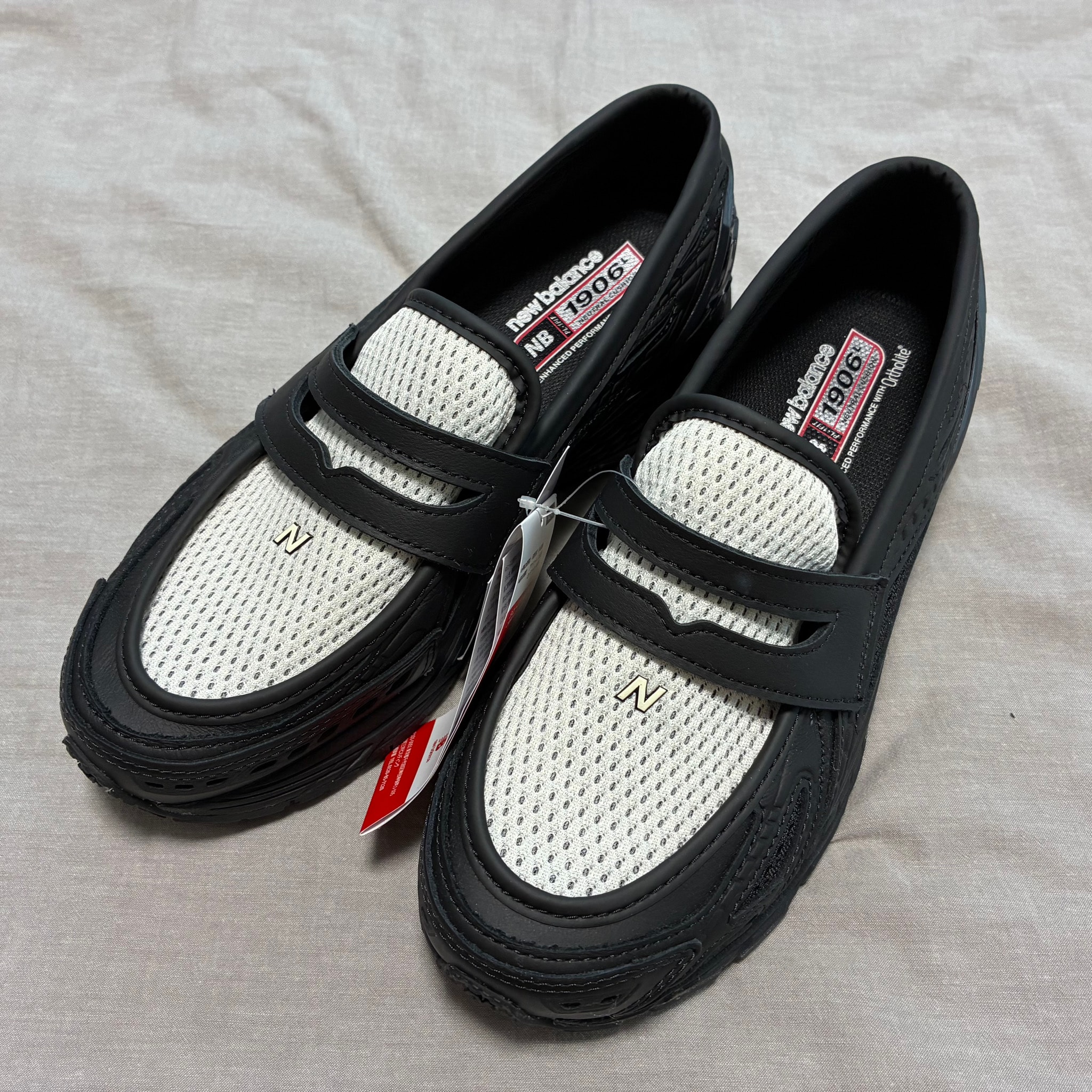 New Balance 1906L "Black/Angora"