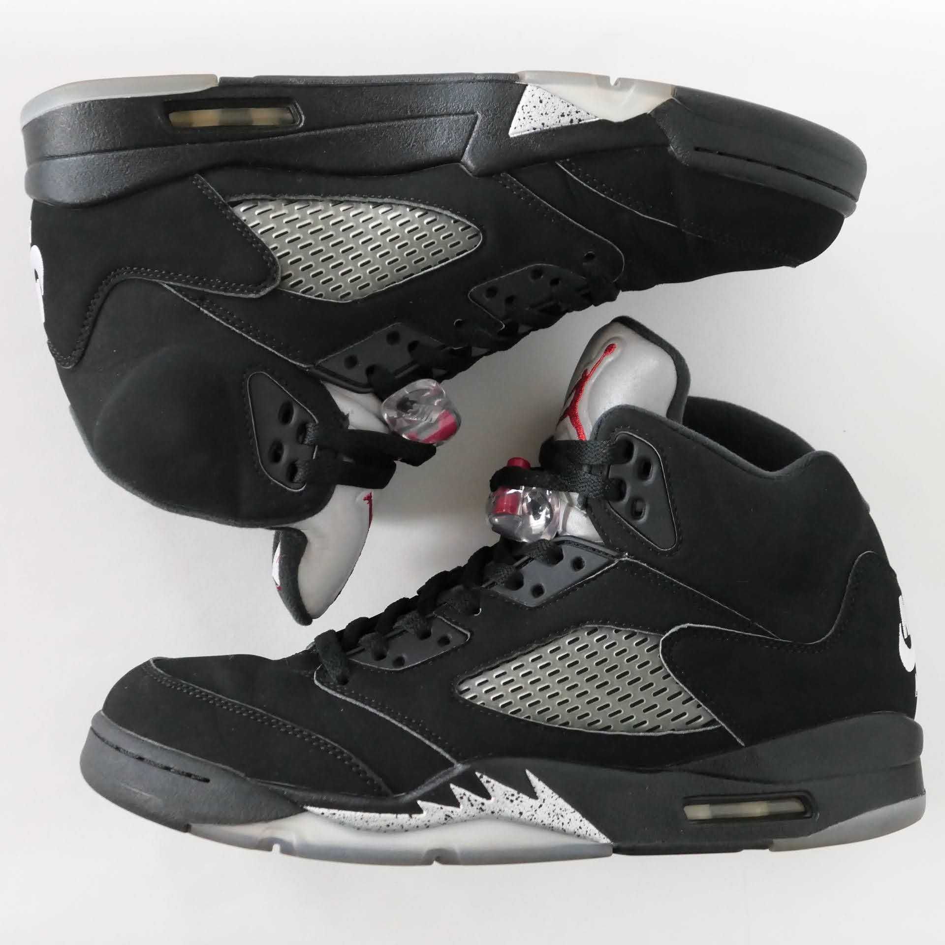 Nike Air Jordan 5 Retro OG "Black/Fire Red/Metallic Silver/White" (2016)