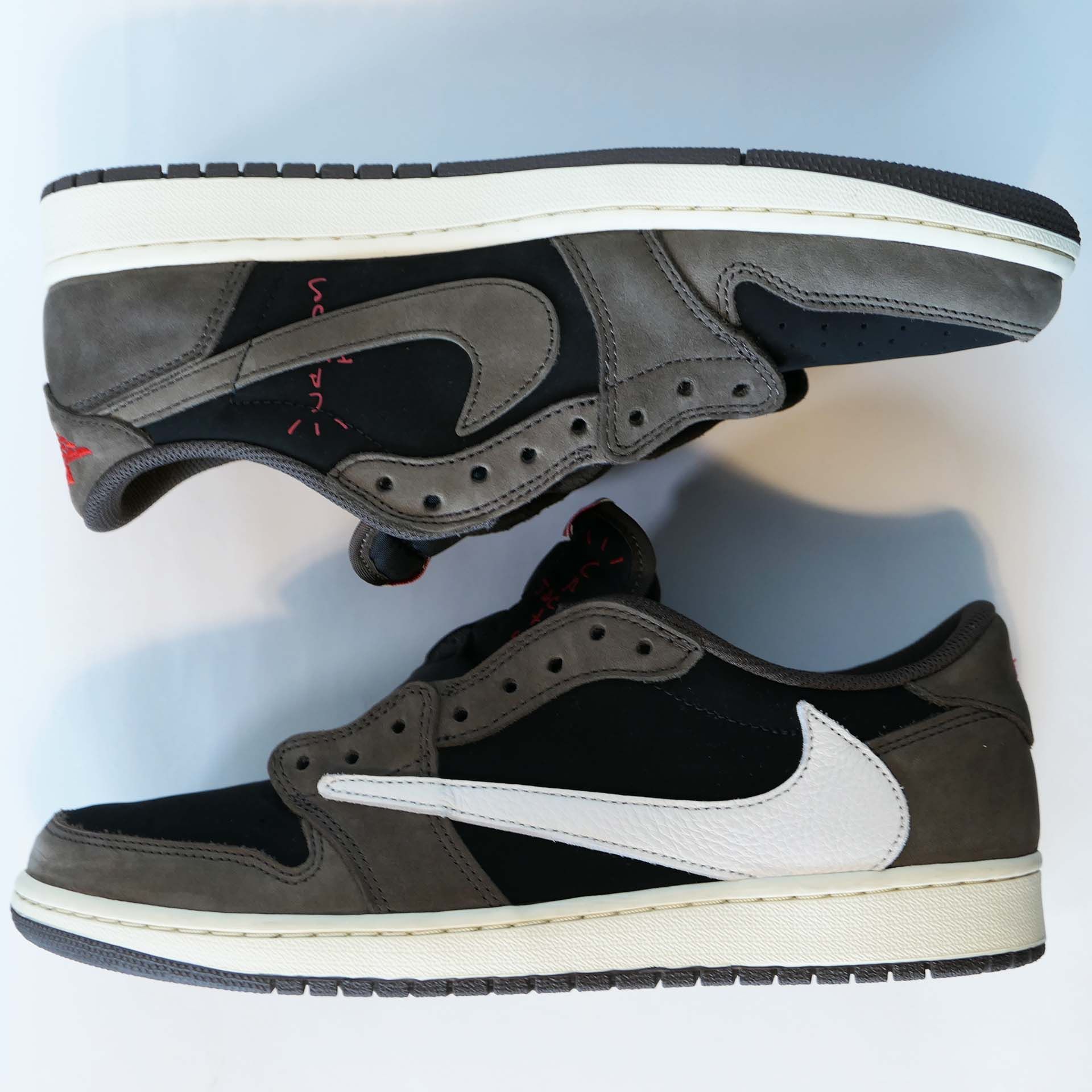 Travis Scott × Nike Air Jordan 1 Low OG SP-T "Black/Dark Mocha"