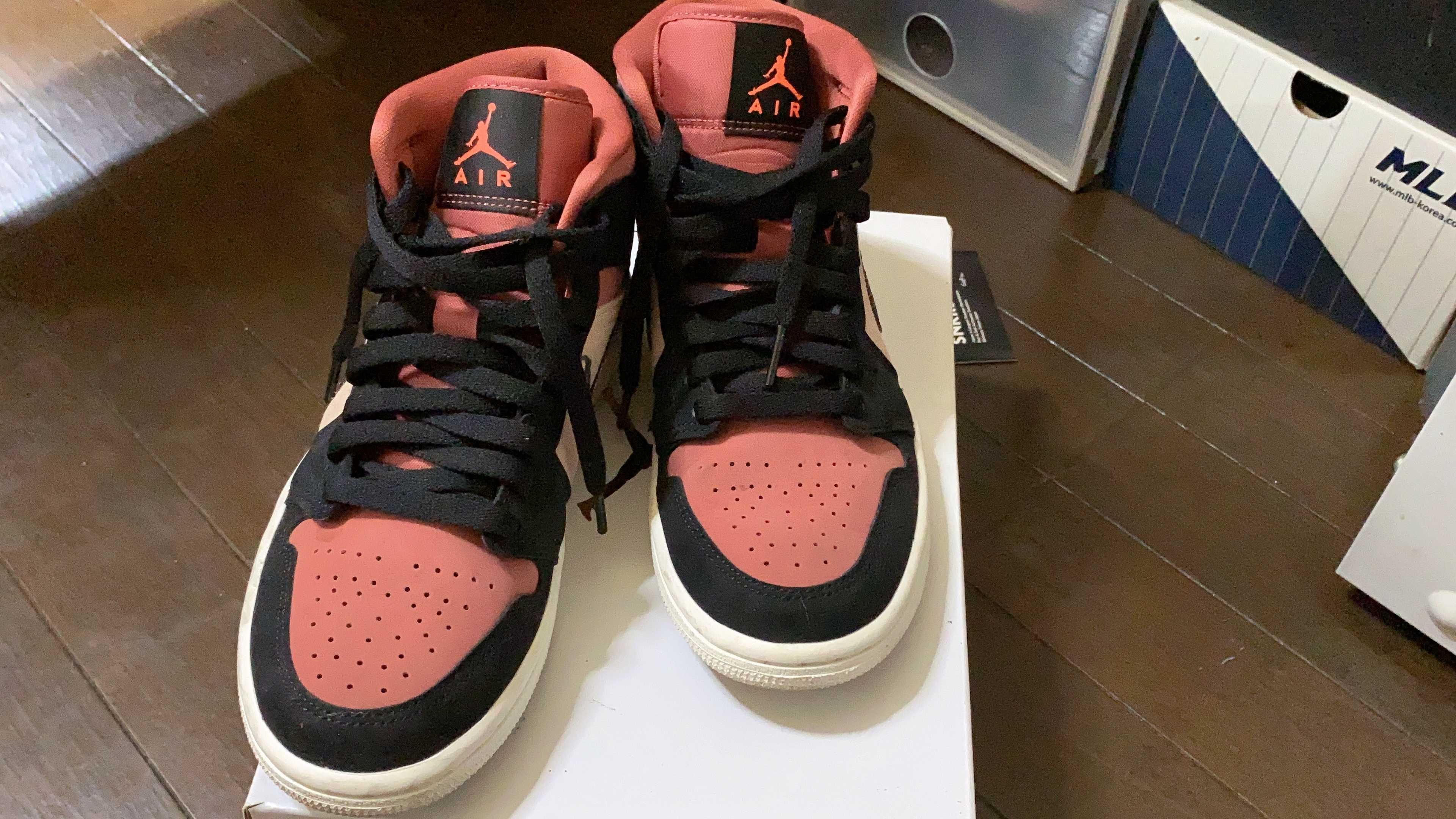 Nike Women's Air Jordan 1 Mid "Particle Beige/Black-Canyon Rust-Sail"   