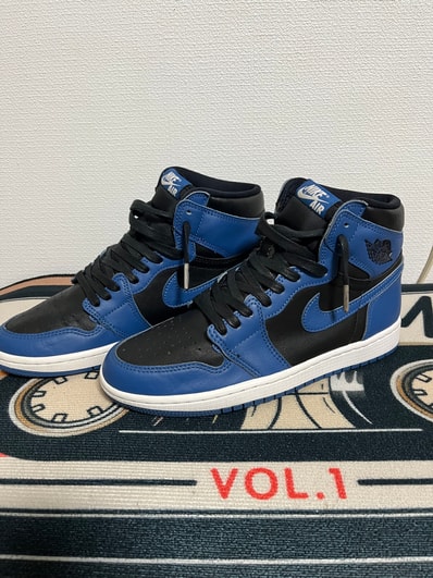 Nike Air Jordan 1 Retro High OG "Dark Marina Blue"