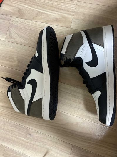 Nike Air Jordan 1 High OG "Sail/Dark Mocha/Black"
