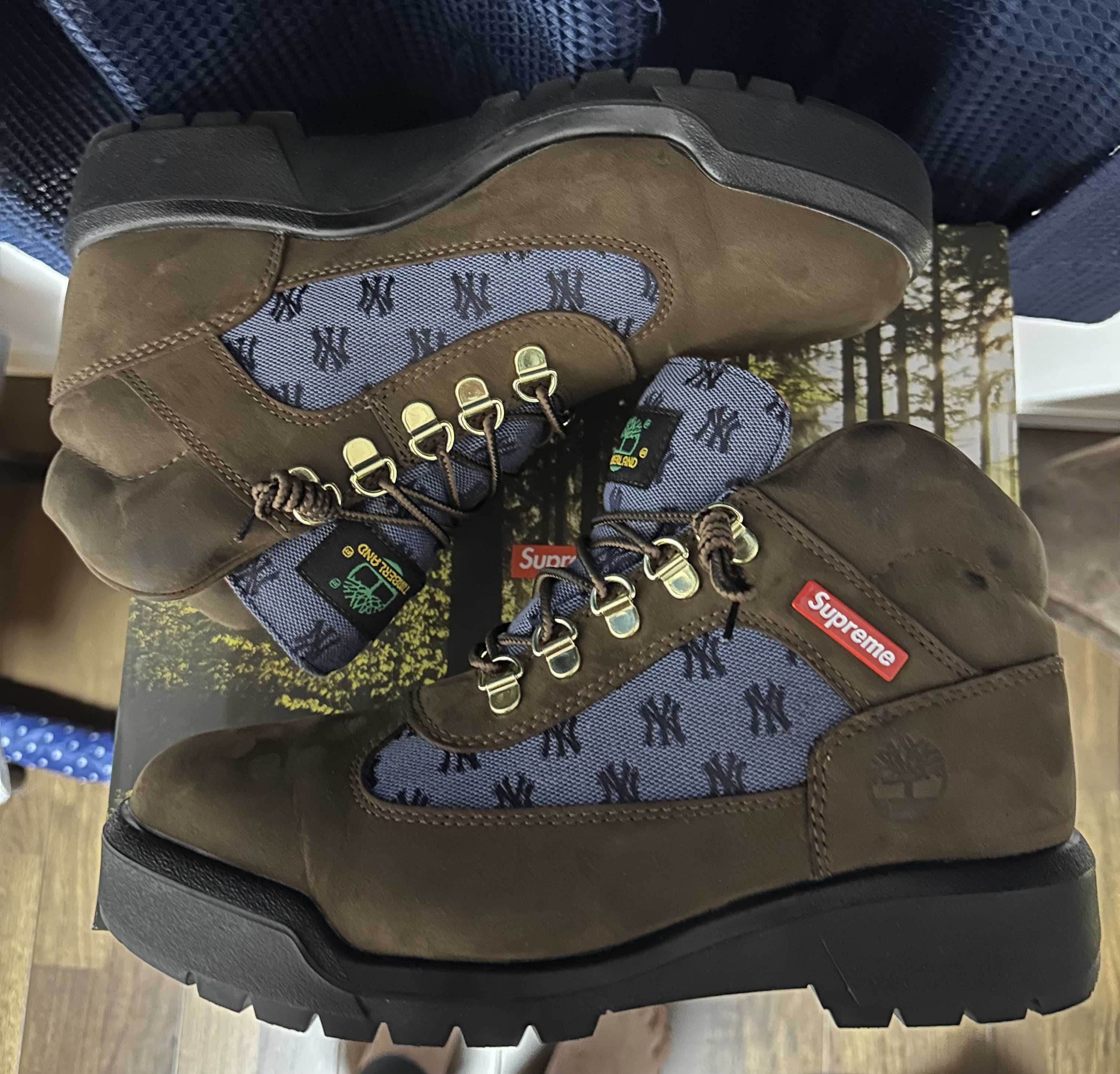 Supreme × Timberland Field Boot "Brown"