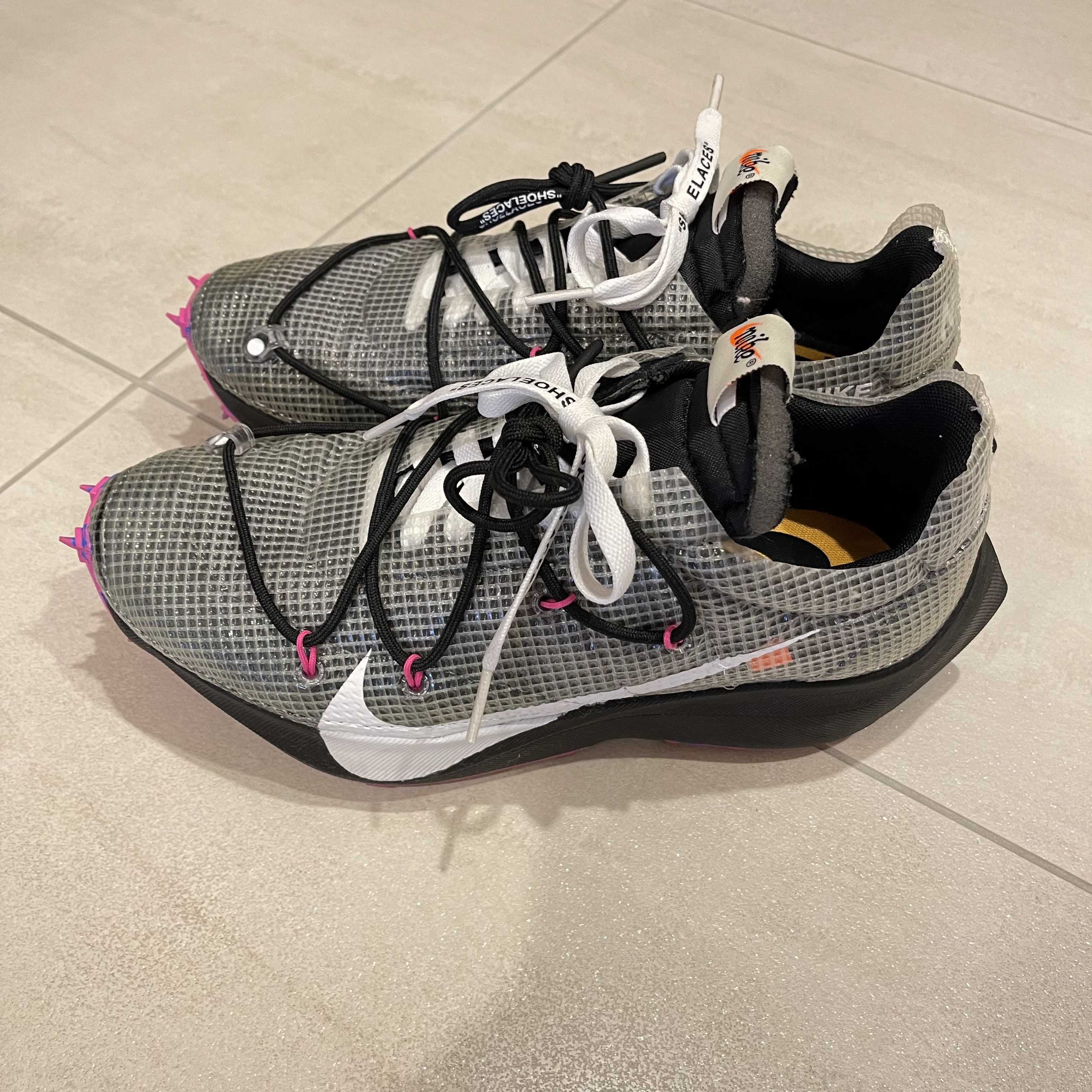 Off-White × Nike Women's Vapor Street "Black"