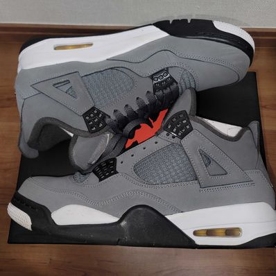 Nike Air Jordan 4 "Cool Grey"