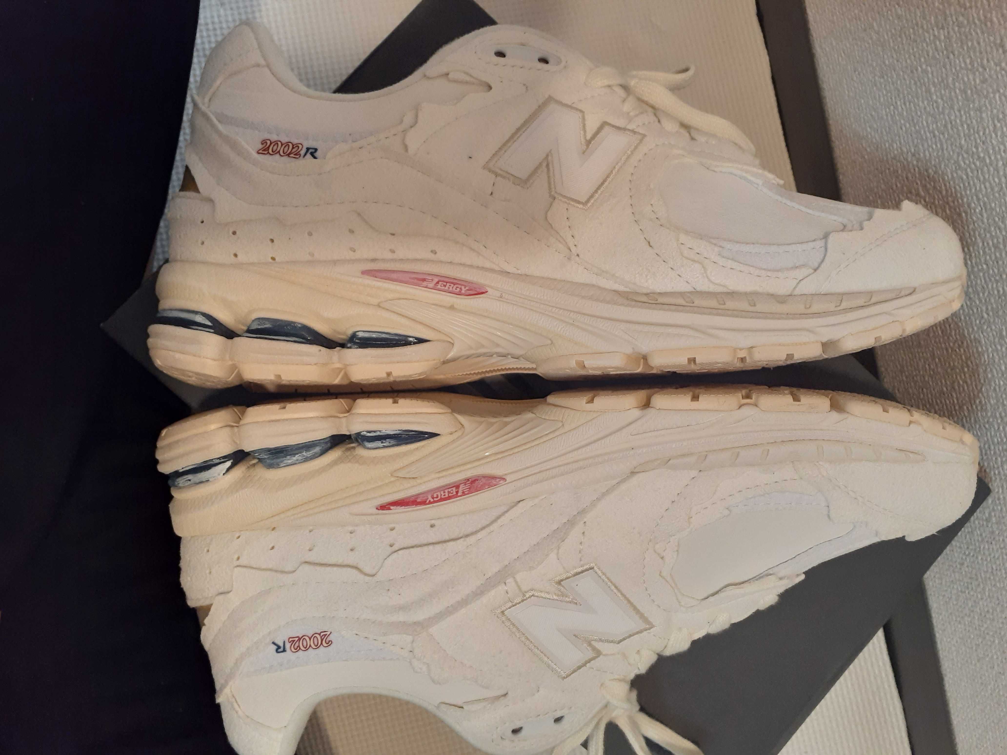 New Balance 2002R "Sea Salt"