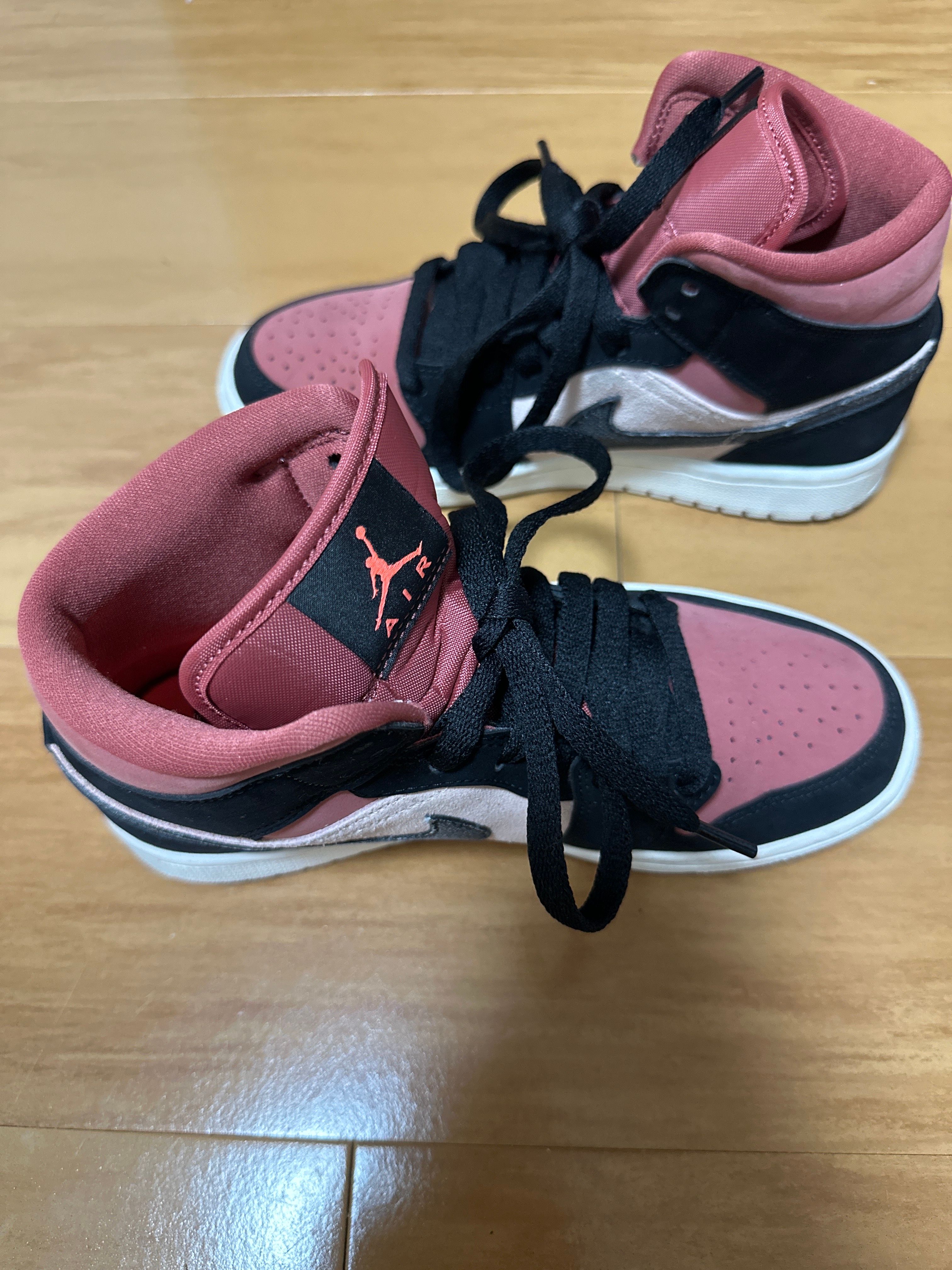 Nike Women's Air Jordan 1 Mid "Particle Beige/Black-Canyon Rust-Sail"