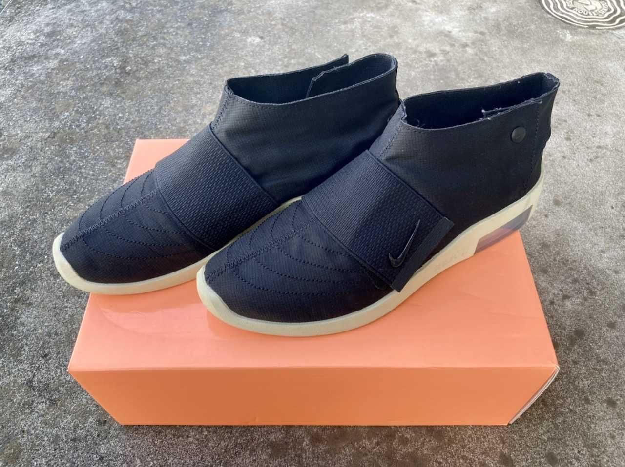Fear Of God × Nike Air Moccasin "Black"