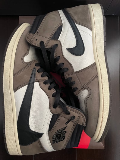 Travis Scott × Nike Air Jordan 1 Retro High OG TS SP "Sail/Dark Mocha"