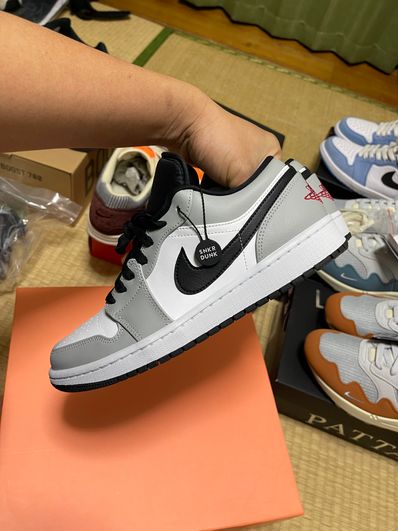 Nike Air Jordan 1 Low "Light Smoke Grey"