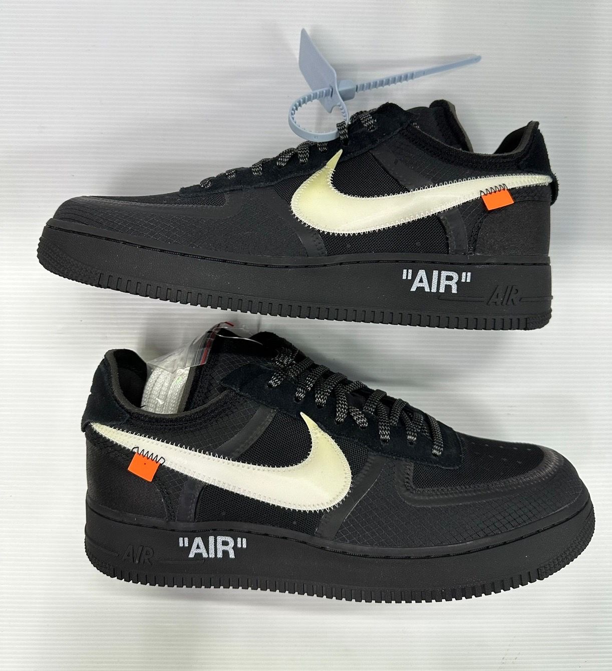 Off-White × Nike Air Force 1 Low "Black"