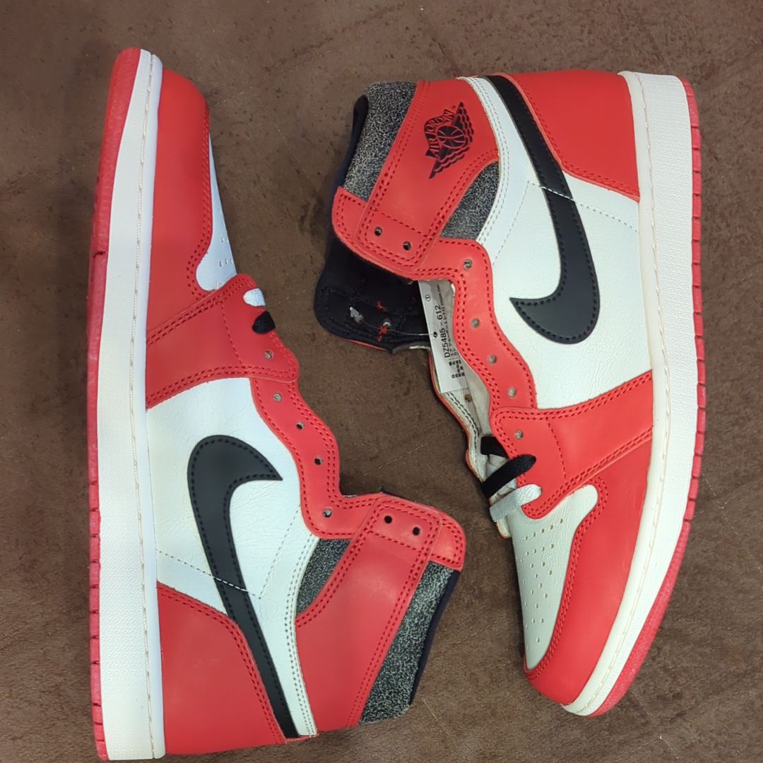 Nike Air Jordan 1 High OG "Lost & Found/Chicago"