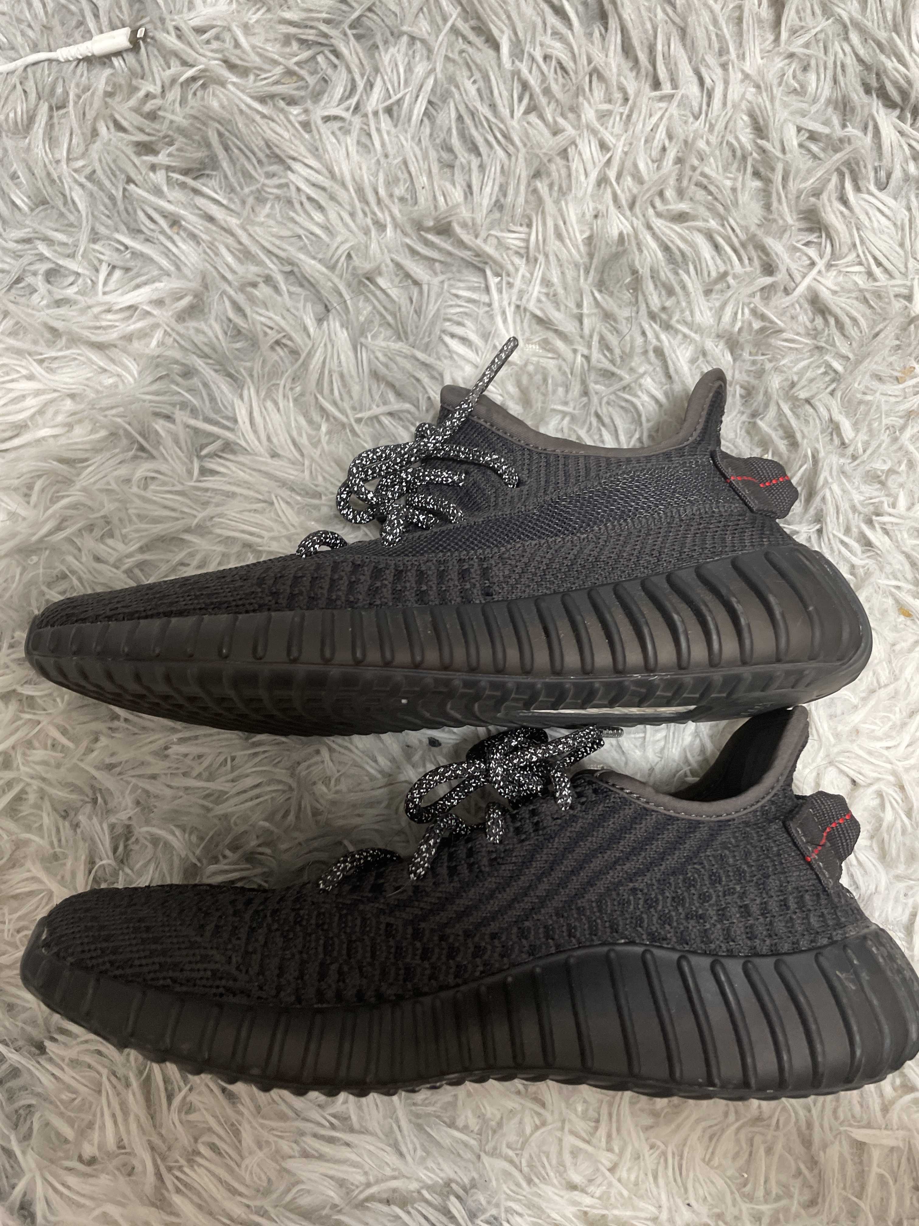 adidas YEEZY Boost 350 V2 "Black"