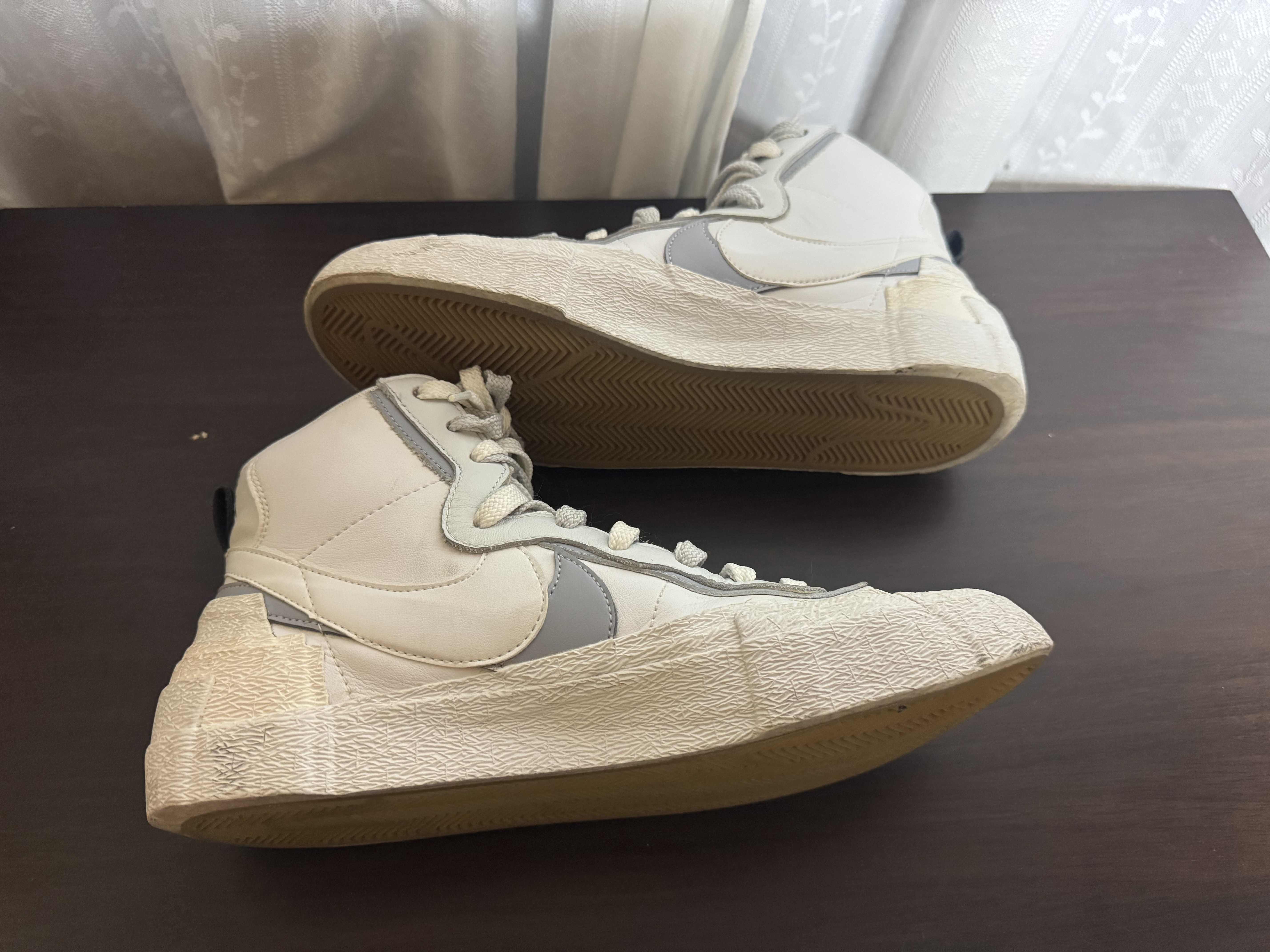 sacai × NIKE BLAZER MID "WHITE/WOLF GREY"