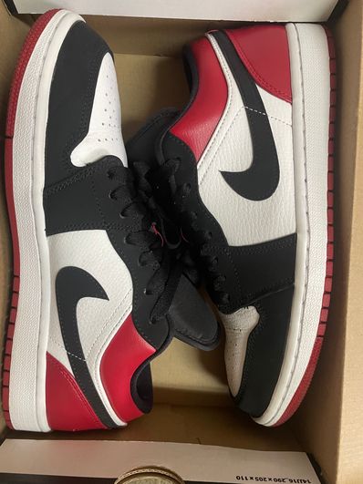 Nike Air Jordan 1 Low "Black Toe"