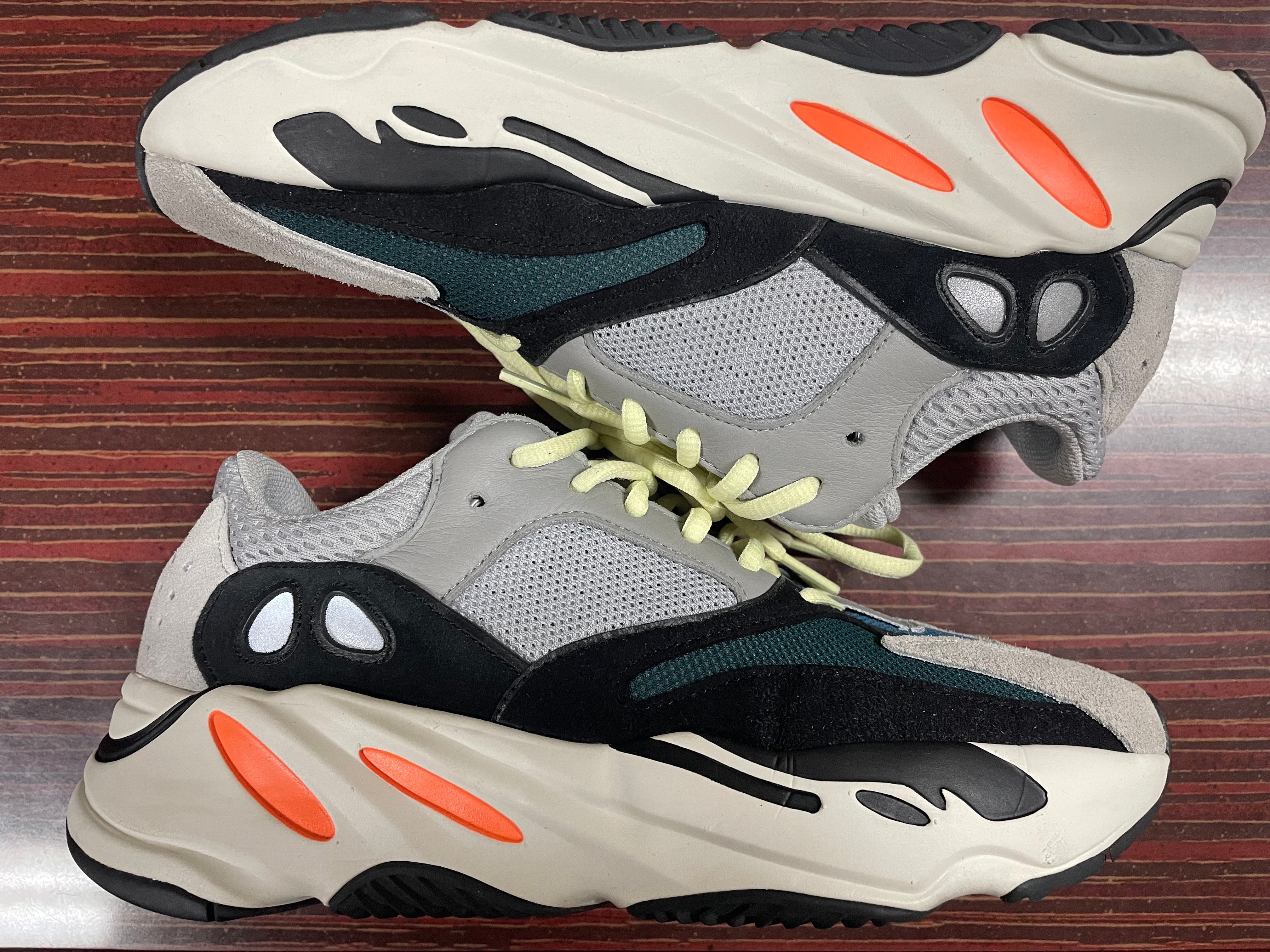 adidas YEEZY Boost 700 "Wave Runner"