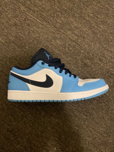 Nike Air Jordan 1 Low "University Blue"