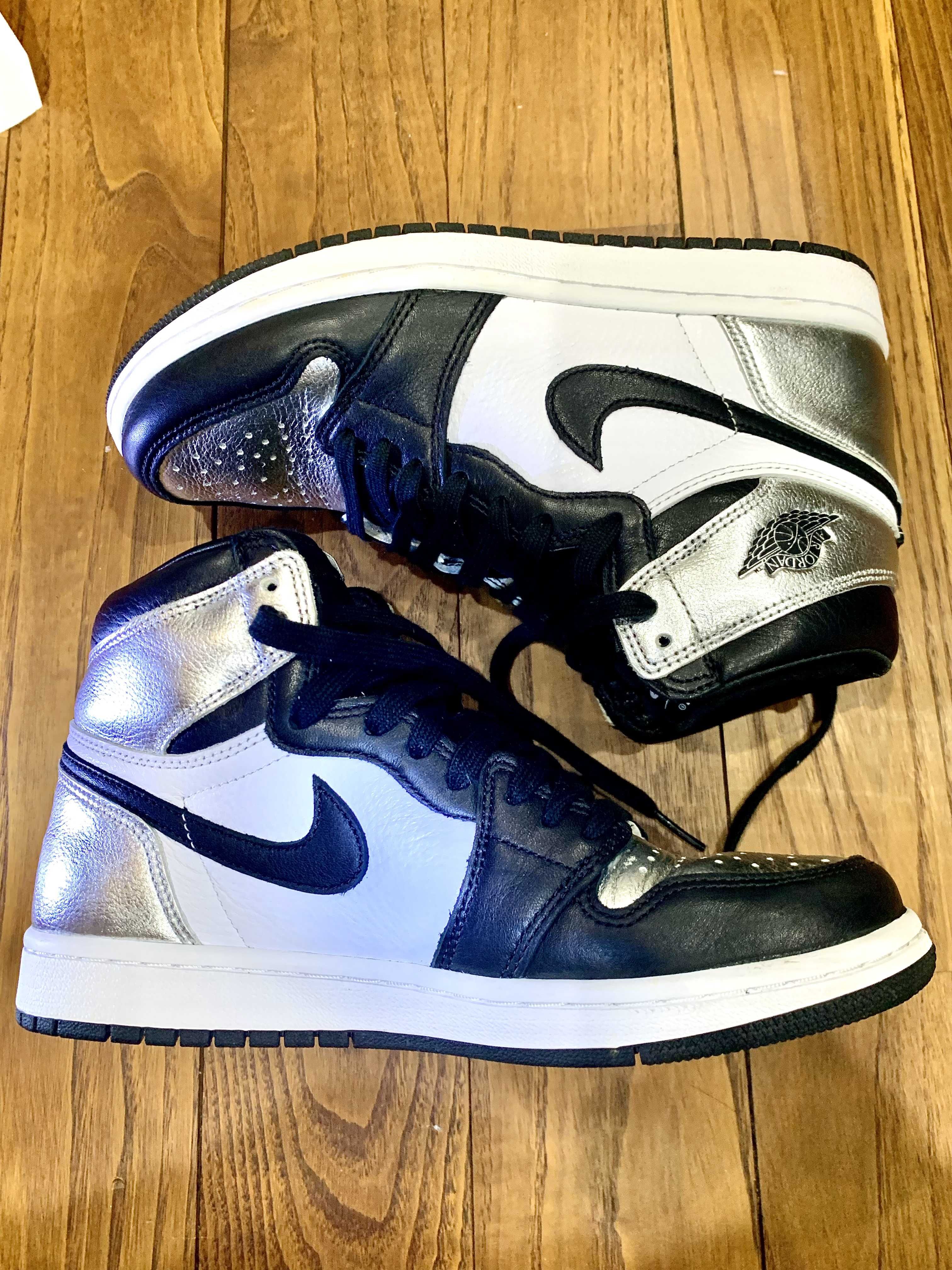 Nike Women's Air Jordan 1 Retro High OG "Silver Toe"