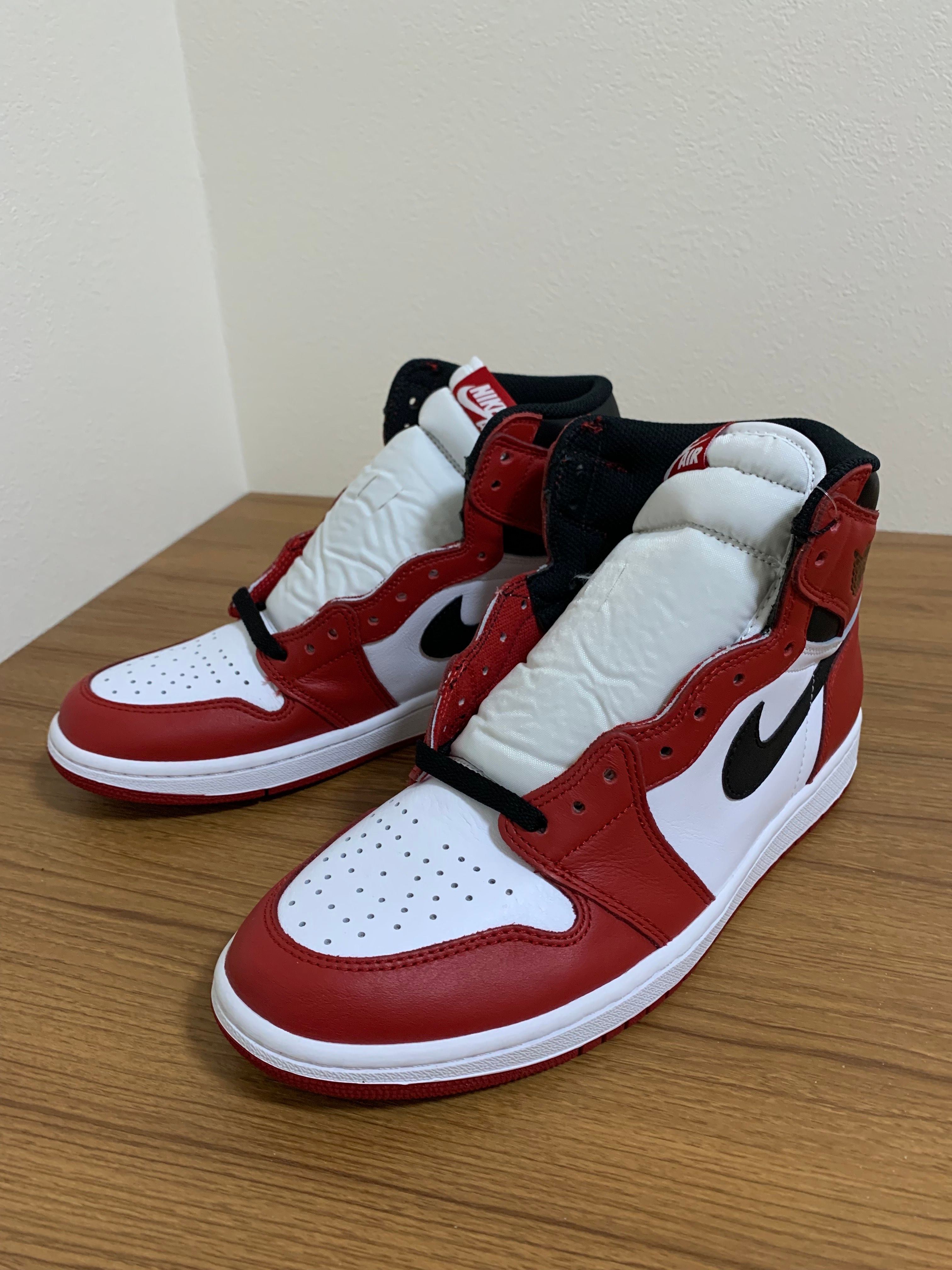 Nike Air Jordan 1 Retro High "Chicago" (2015)